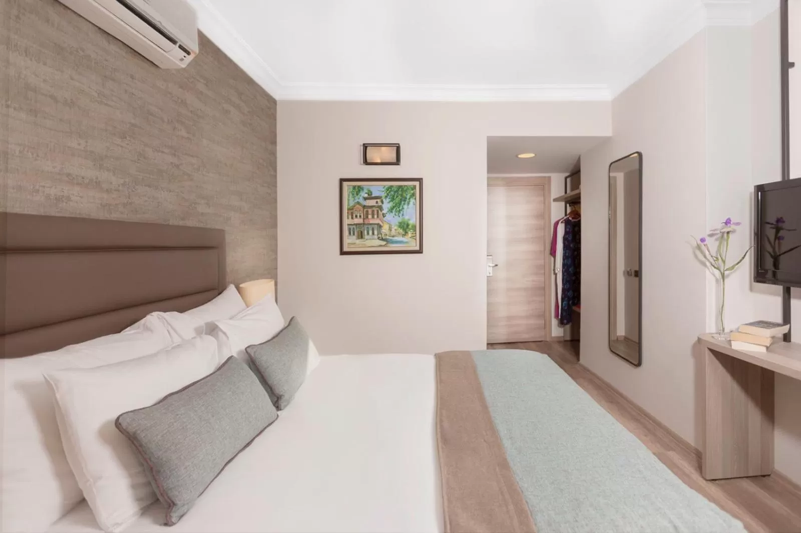 Bedroom, Bed in Pırıl Hotel Thermal&Beauty SPA