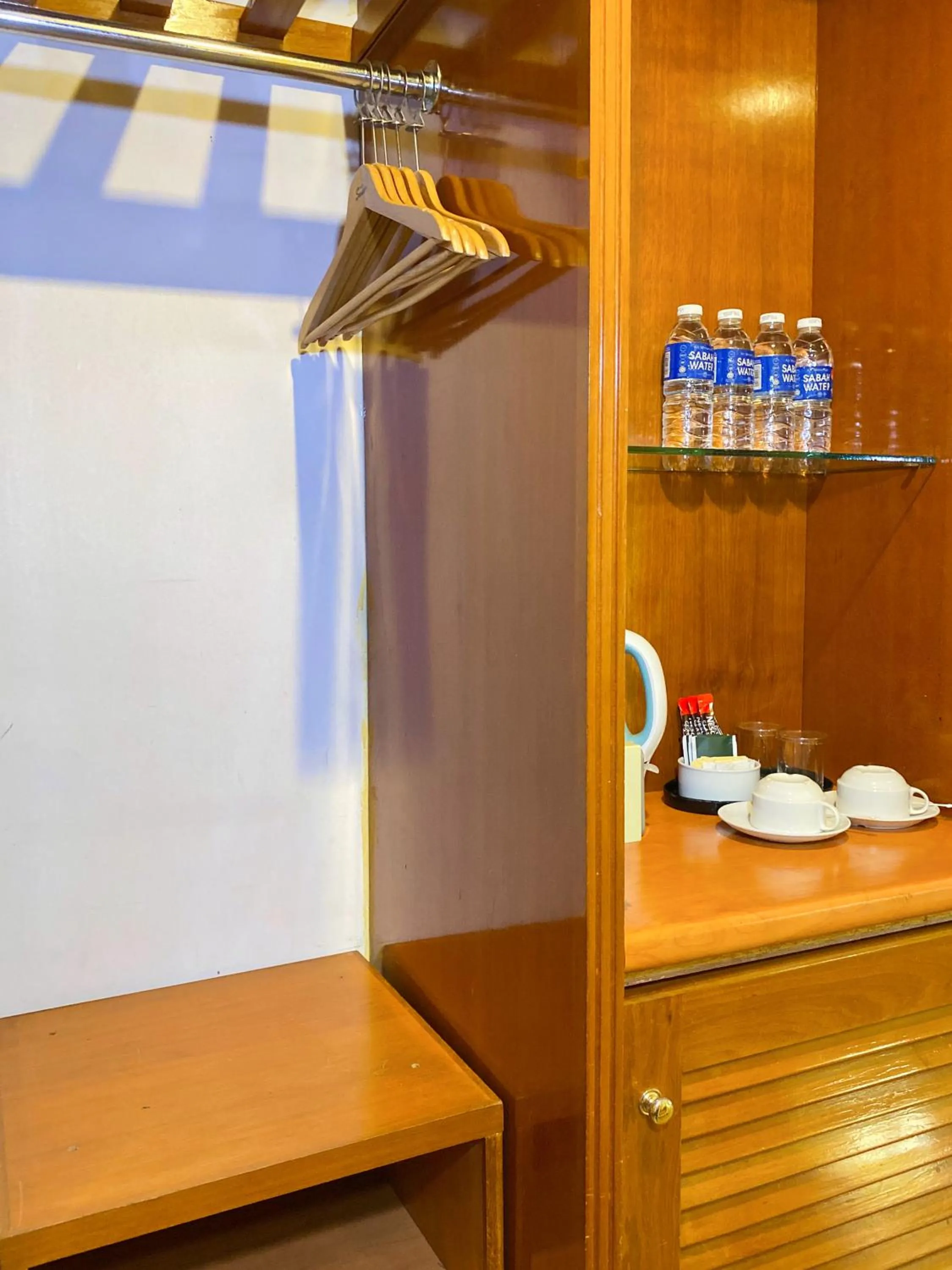 Coffee/tea facilities in Hotel Sandakan