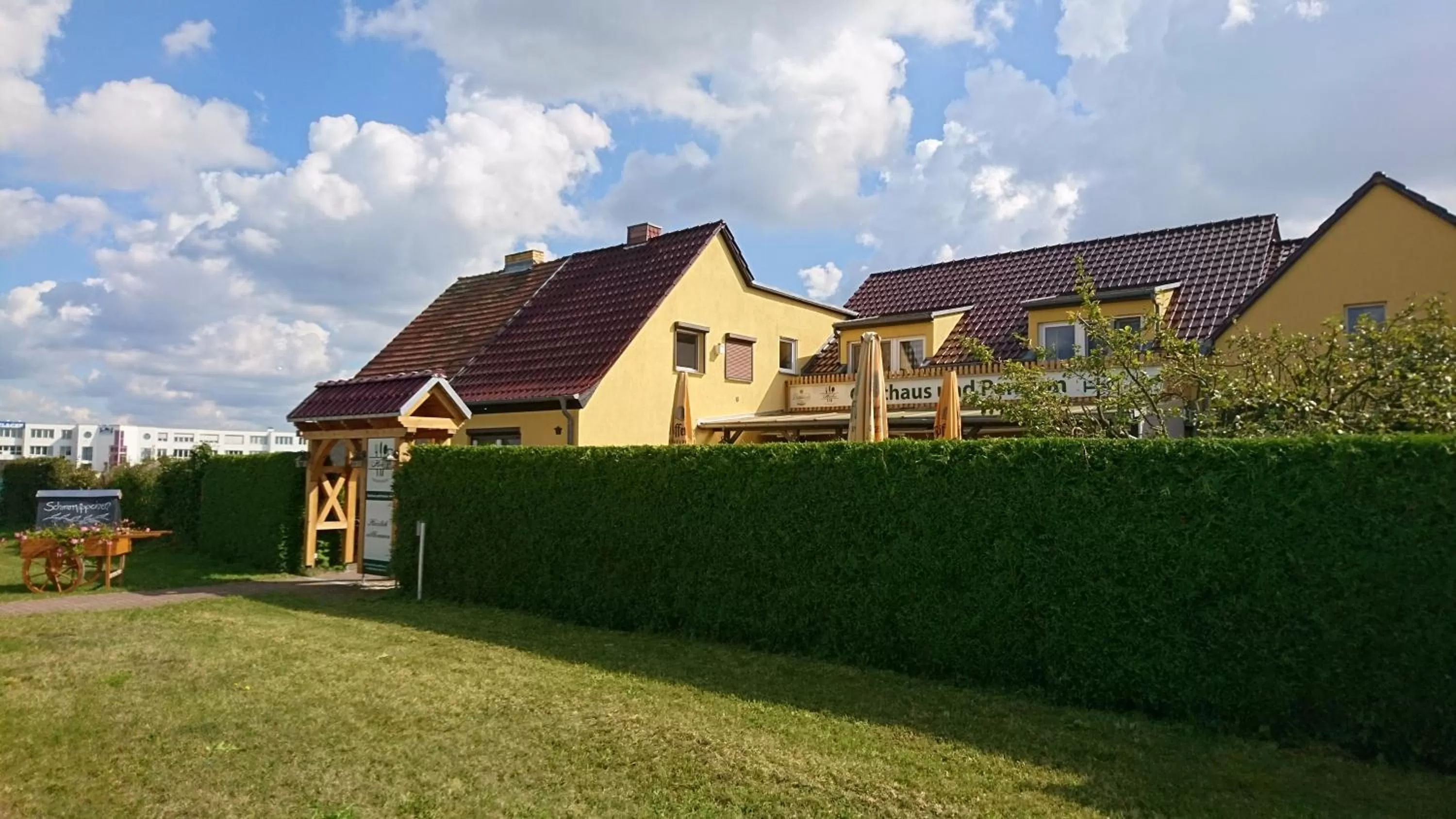 Property building in Gasthaus Zur Hecke