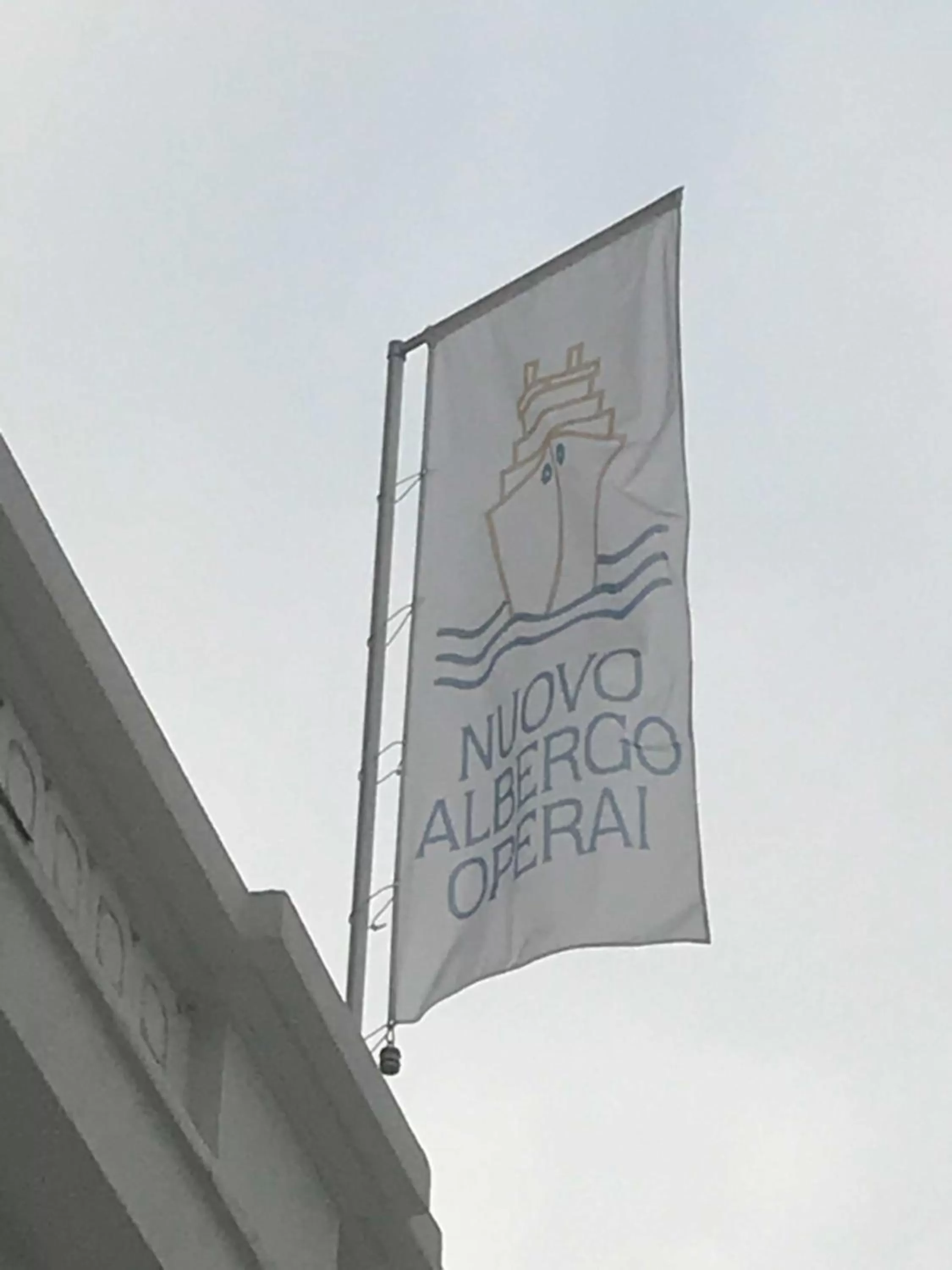 Property logo or sign in Nuovo Albergo Operai