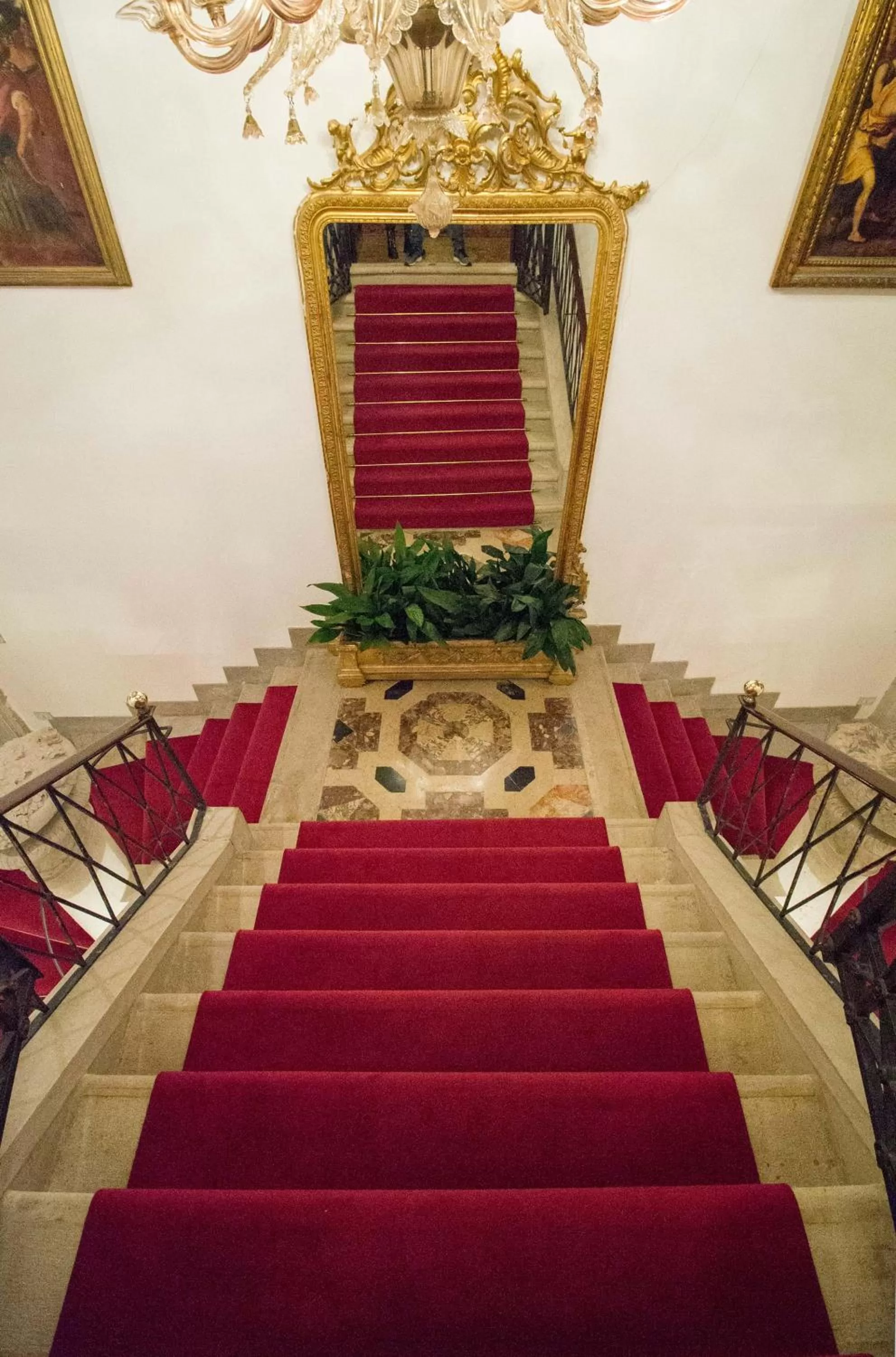 Decorative detail in Hotel Palazzo Abadessa