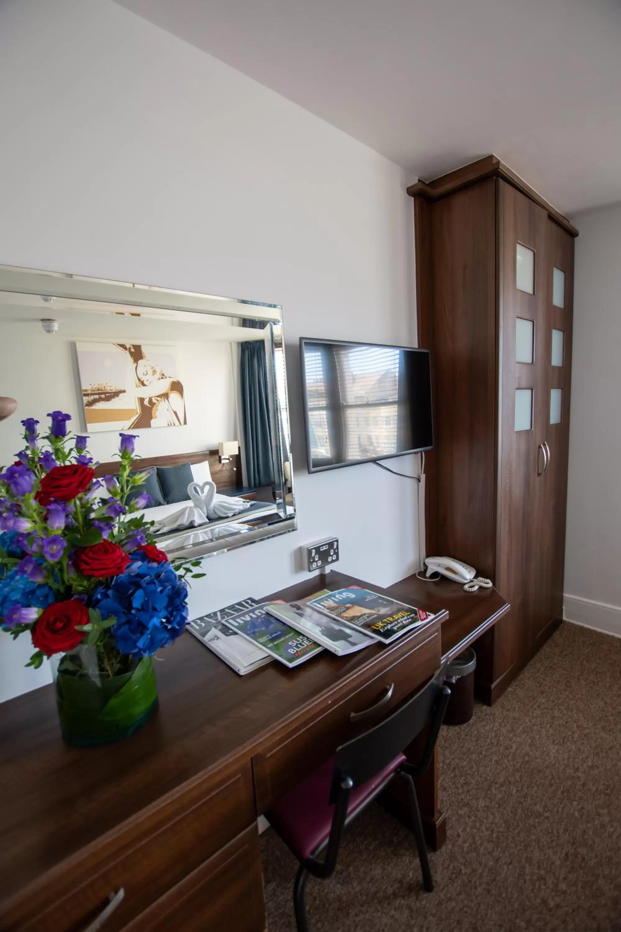 TV and multimedia in New Steine Hotel - B&B