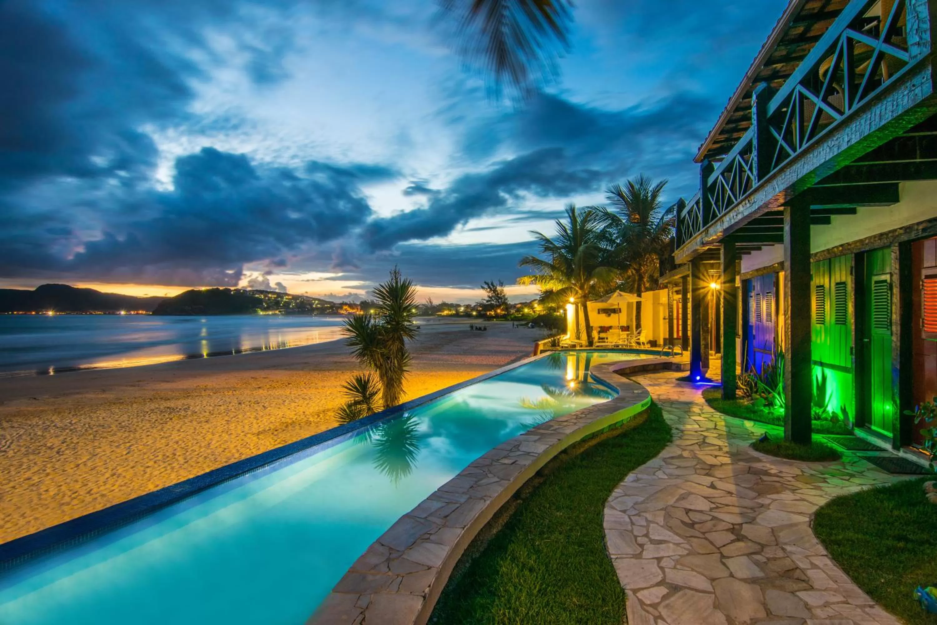 Swimming pool in Chez Pitu Praia Hotel