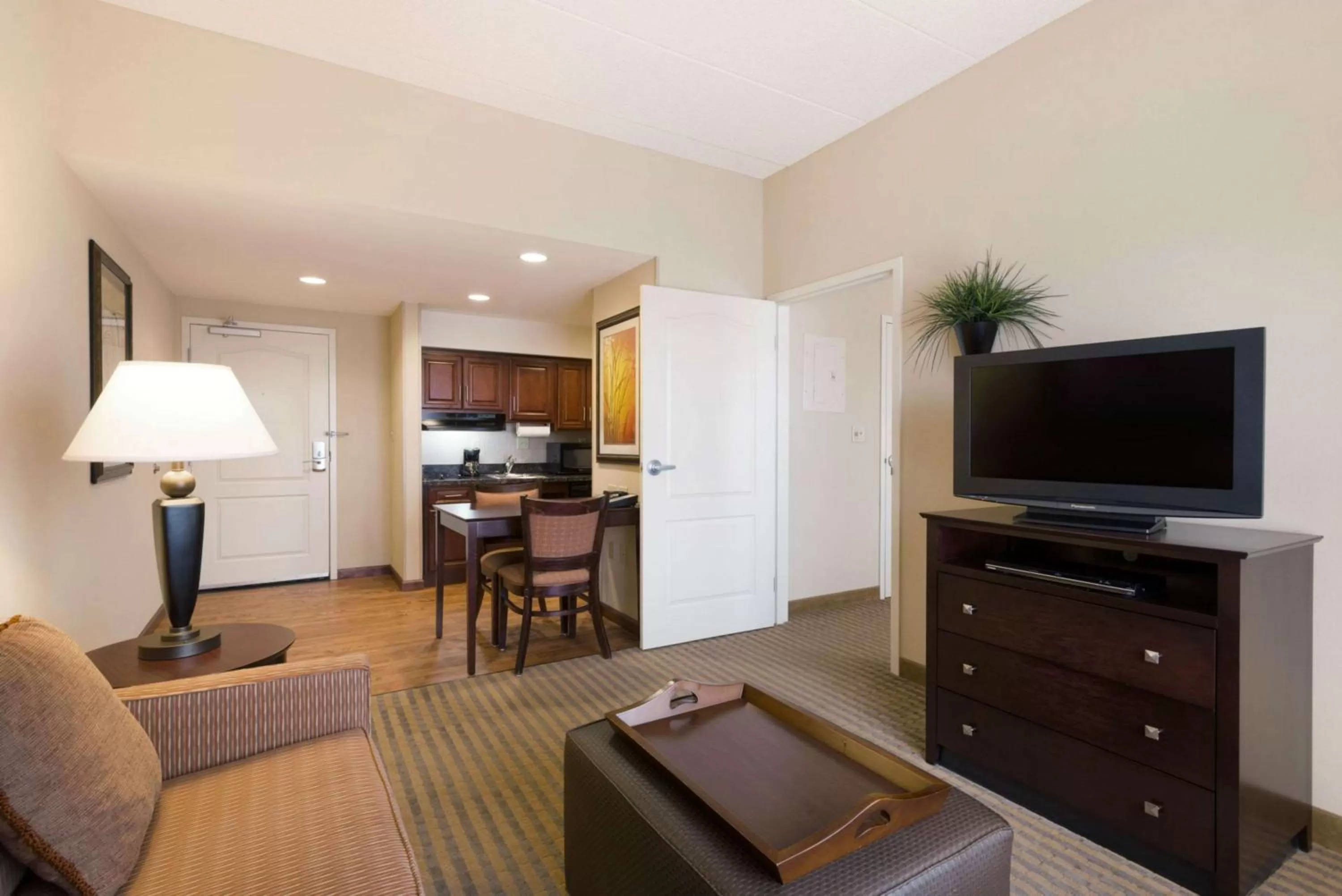 King Suite - Disability Access in Homewood Suites by Hilton Minneapolis - Saint Louis Park at West End