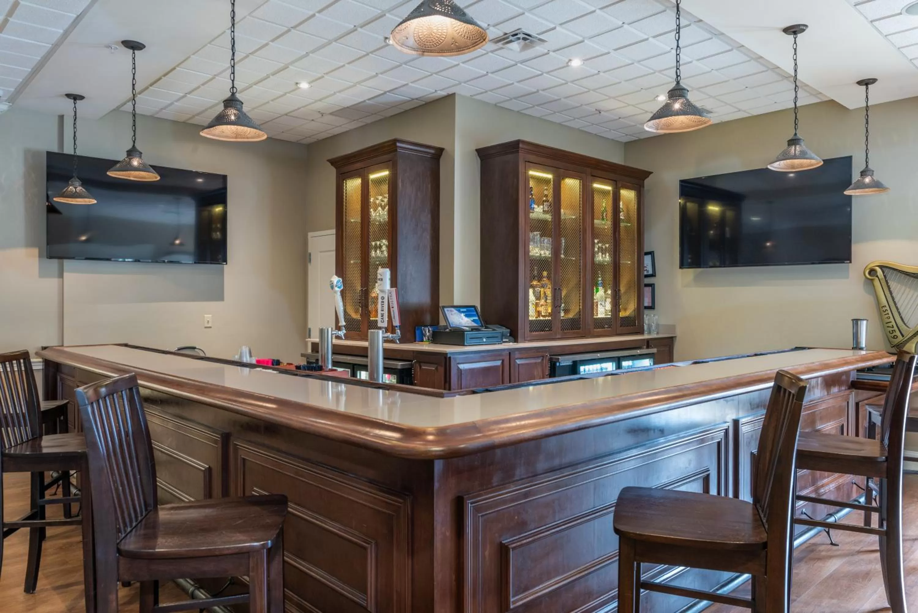 Lounge or bar in Chateau Saint Denis Hotel