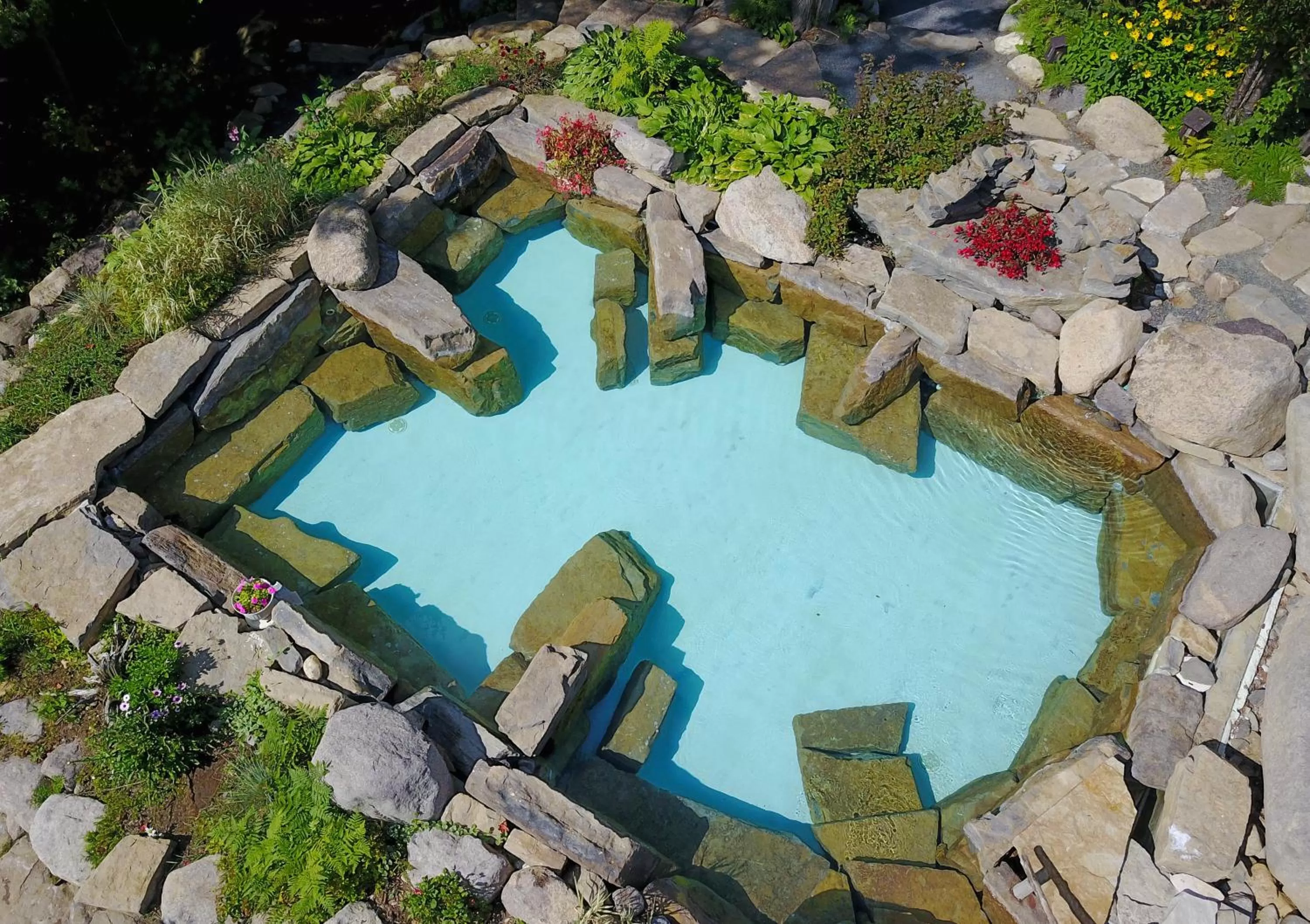 Hot Spring Bath in Auberge Spa & Beaux Reves