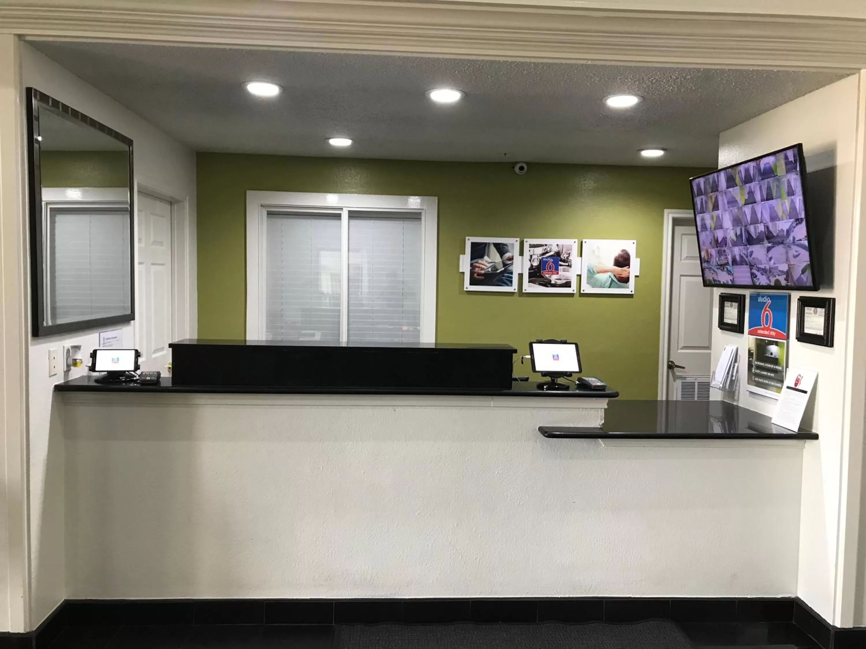 Lobby or reception in Studio 6-Dallas, TX