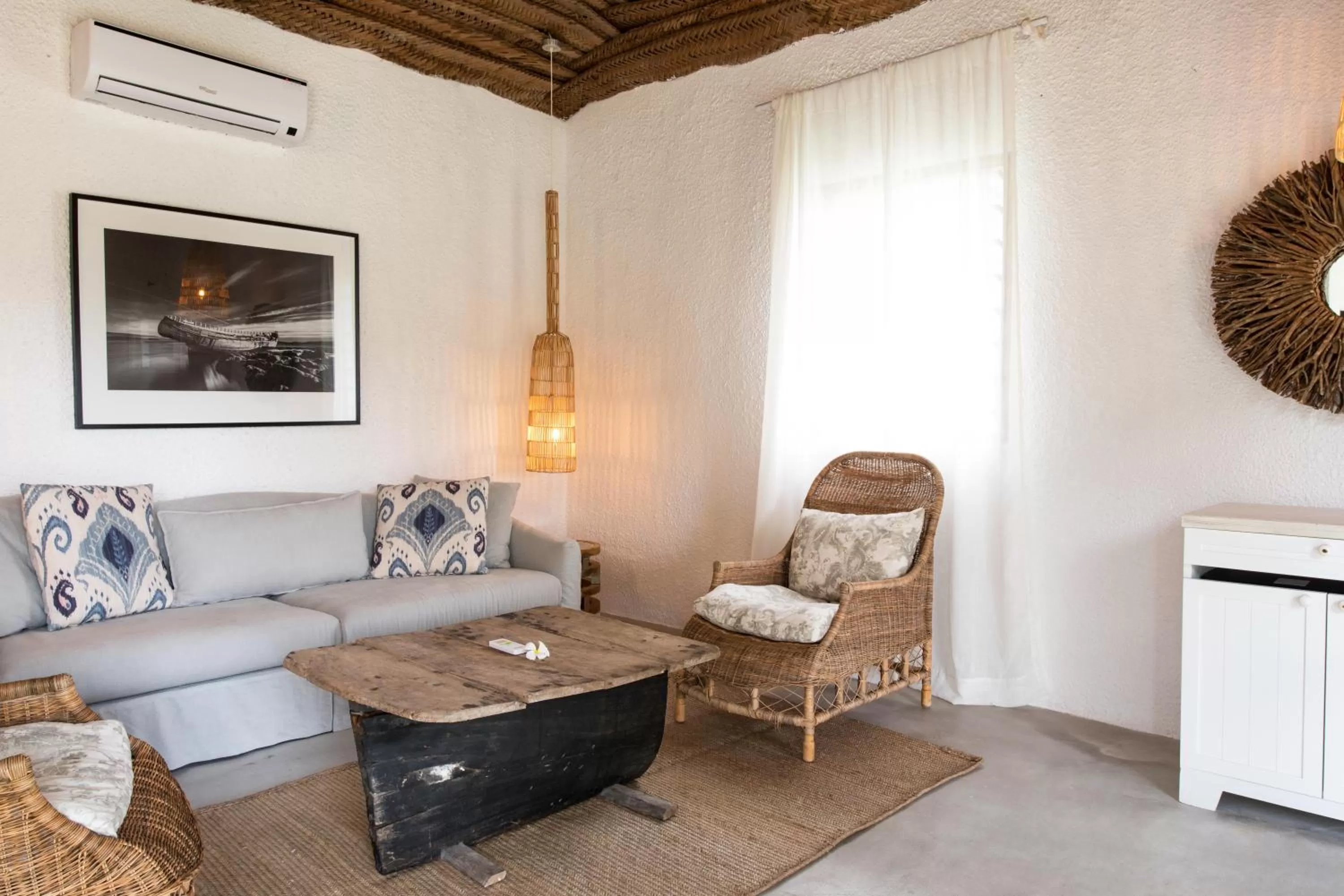 Living room in Chuini Zanzibar Lodge by NEWMARK