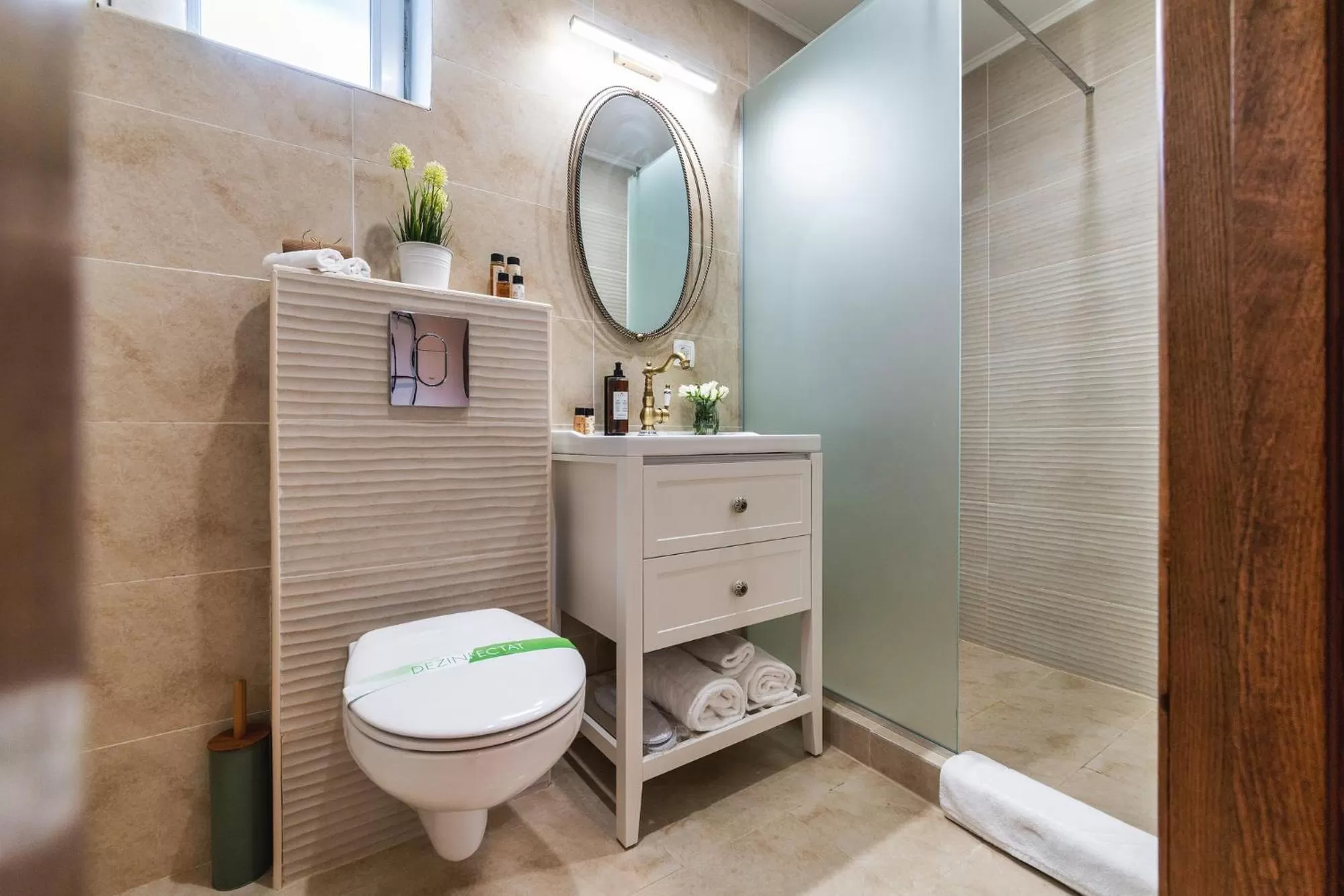 Bathroom in Nikolas Haus Central Location with Free Parking