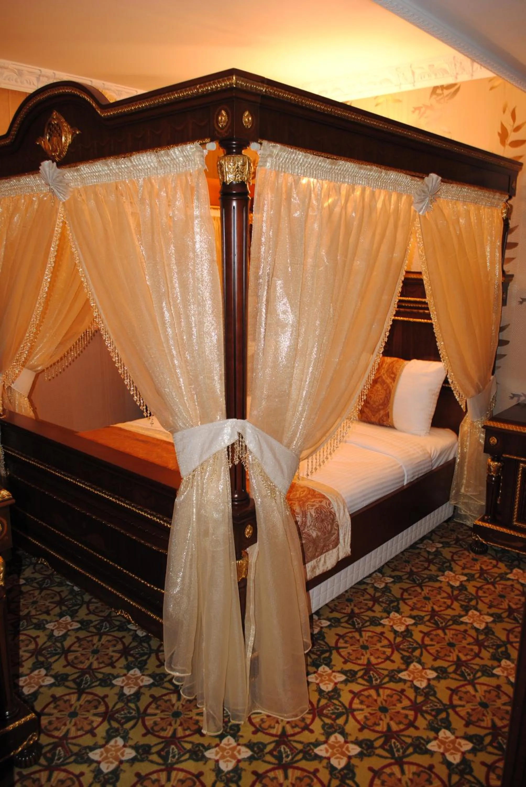 Bed in Marmaray Hotel