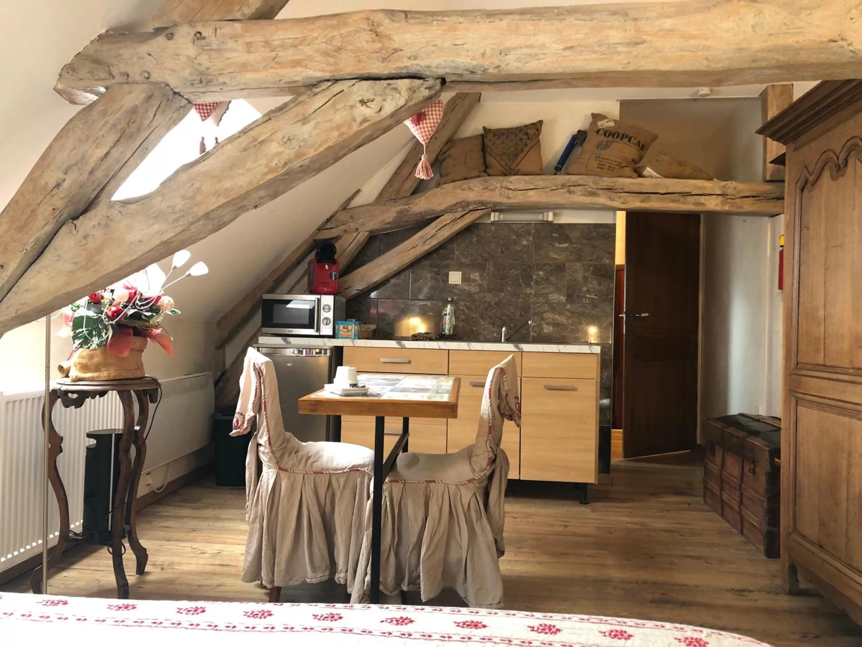 Kitchen or kitchenette in Aux Logis de la Solre