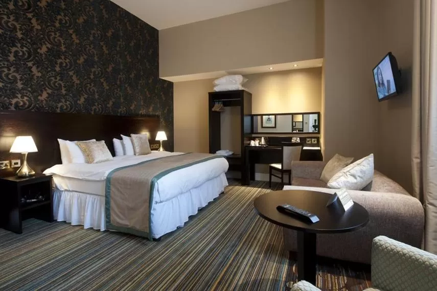 TV and multimedia, Bed in The Wyndham Arms-Wetherspoon