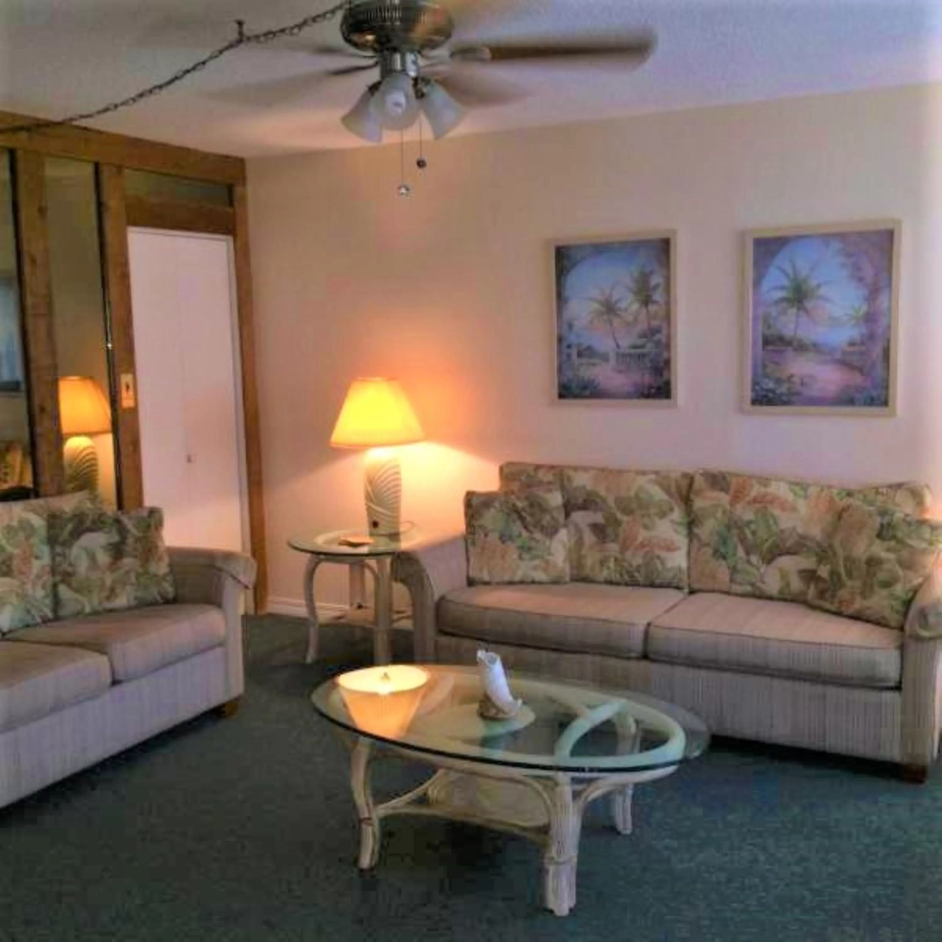 Living room, Seating Area in Village by the Gulf