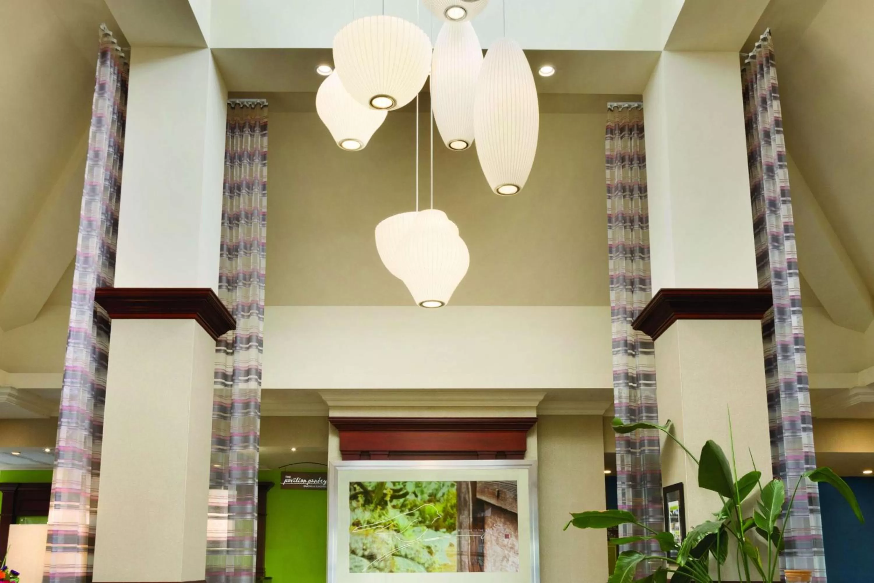 Lobby or reception in Hilton Garden Inn Niagara-on-the-Lake