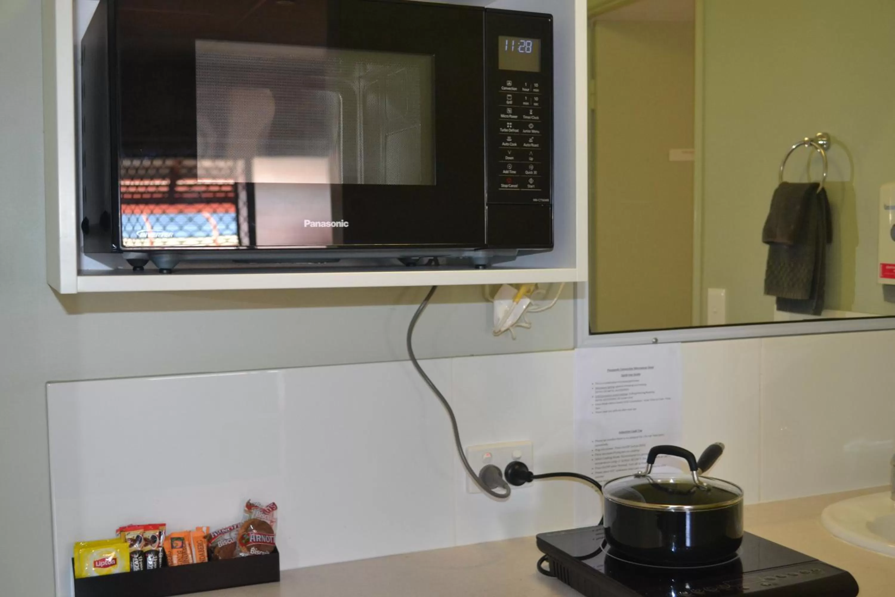 Kitchen or kitchenette in Matilda Motel