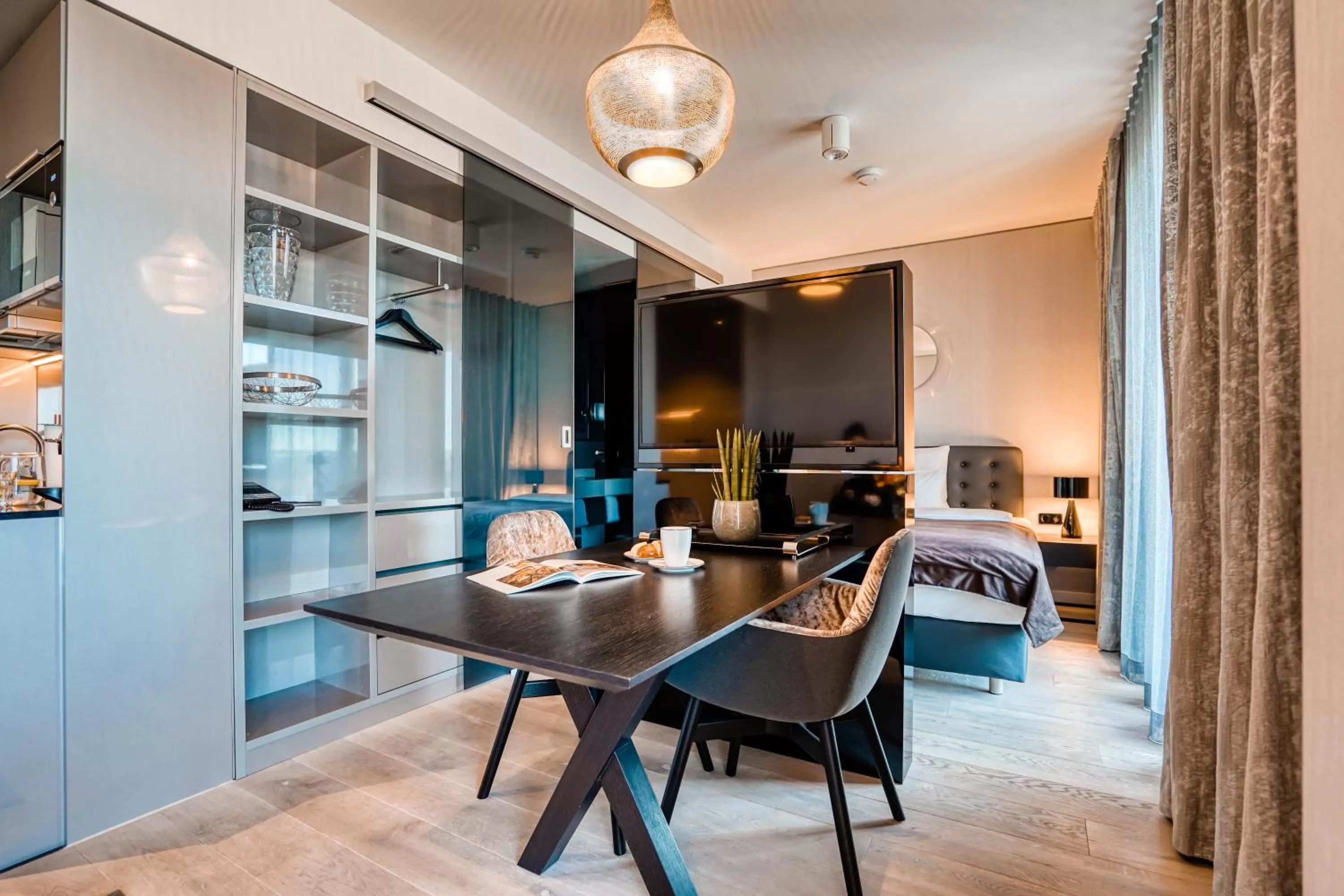 Dining area, Bed in CLOUD No7 APARTMENTS