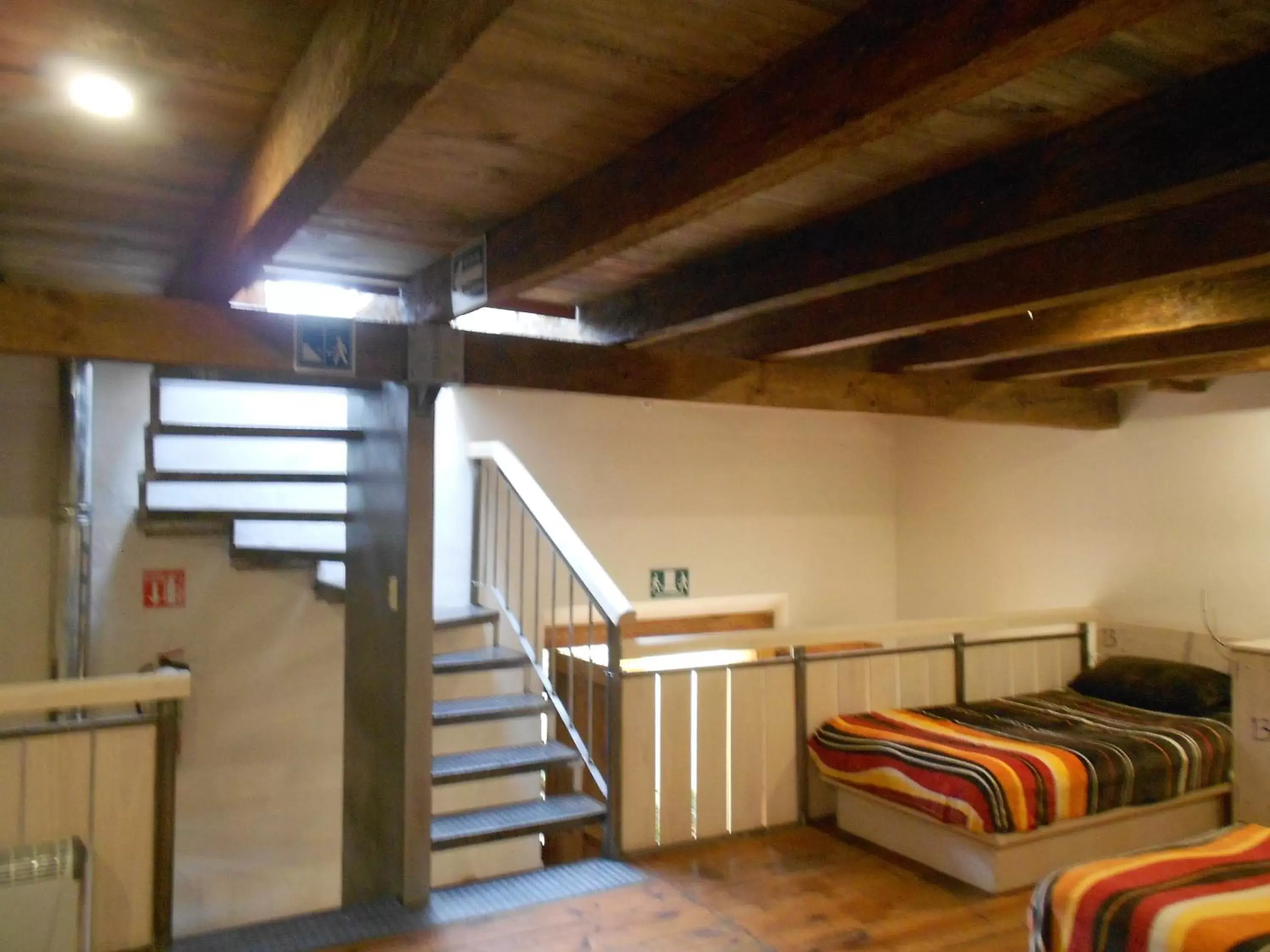 Single Bed in Mixed Dormitory Room in Snail Bed & Breakfast Single Bed in Mixed Dormitory Room in Snail Bed & Breakfast