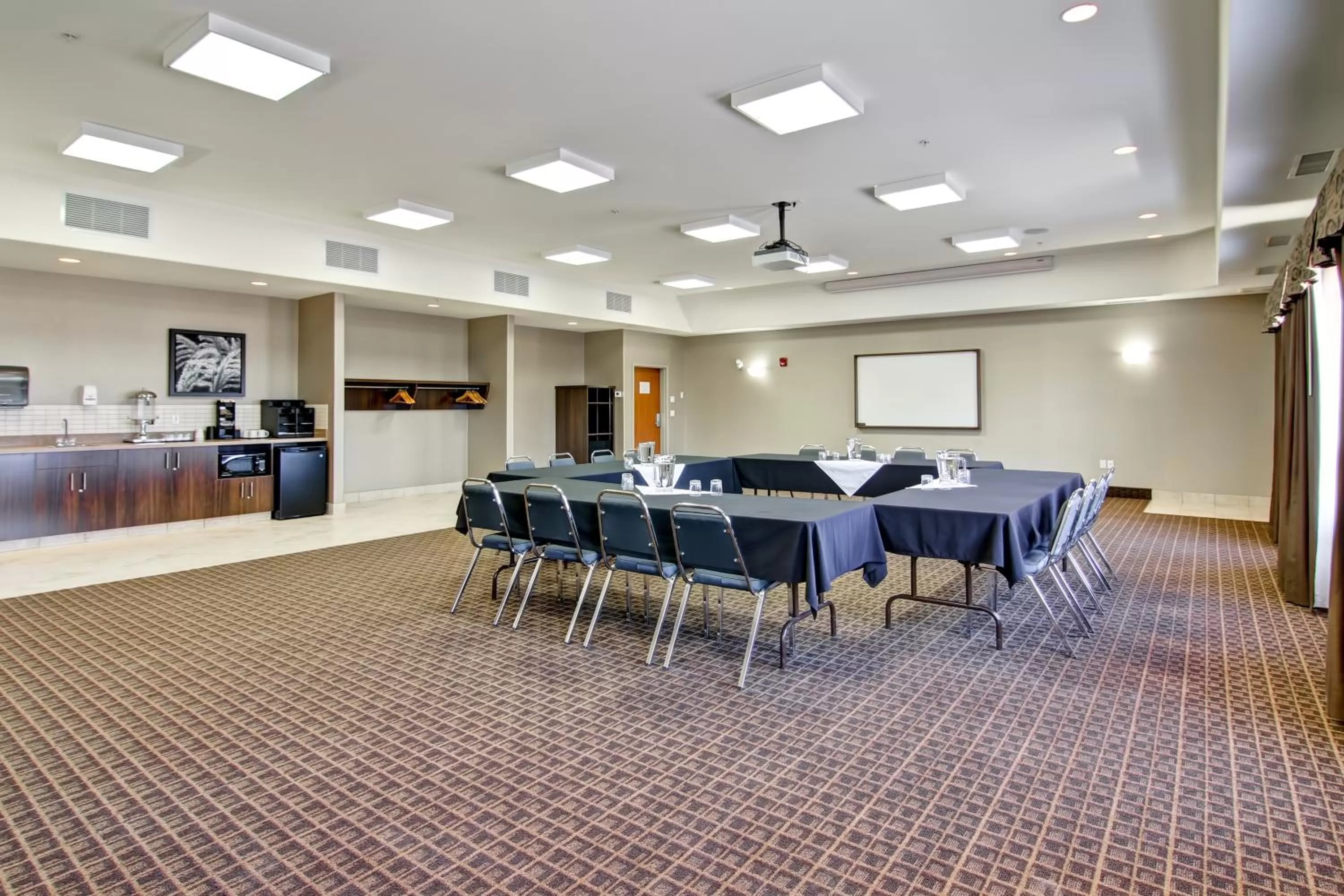 Meeting/conference room in Canalta Hotel Esterhazy