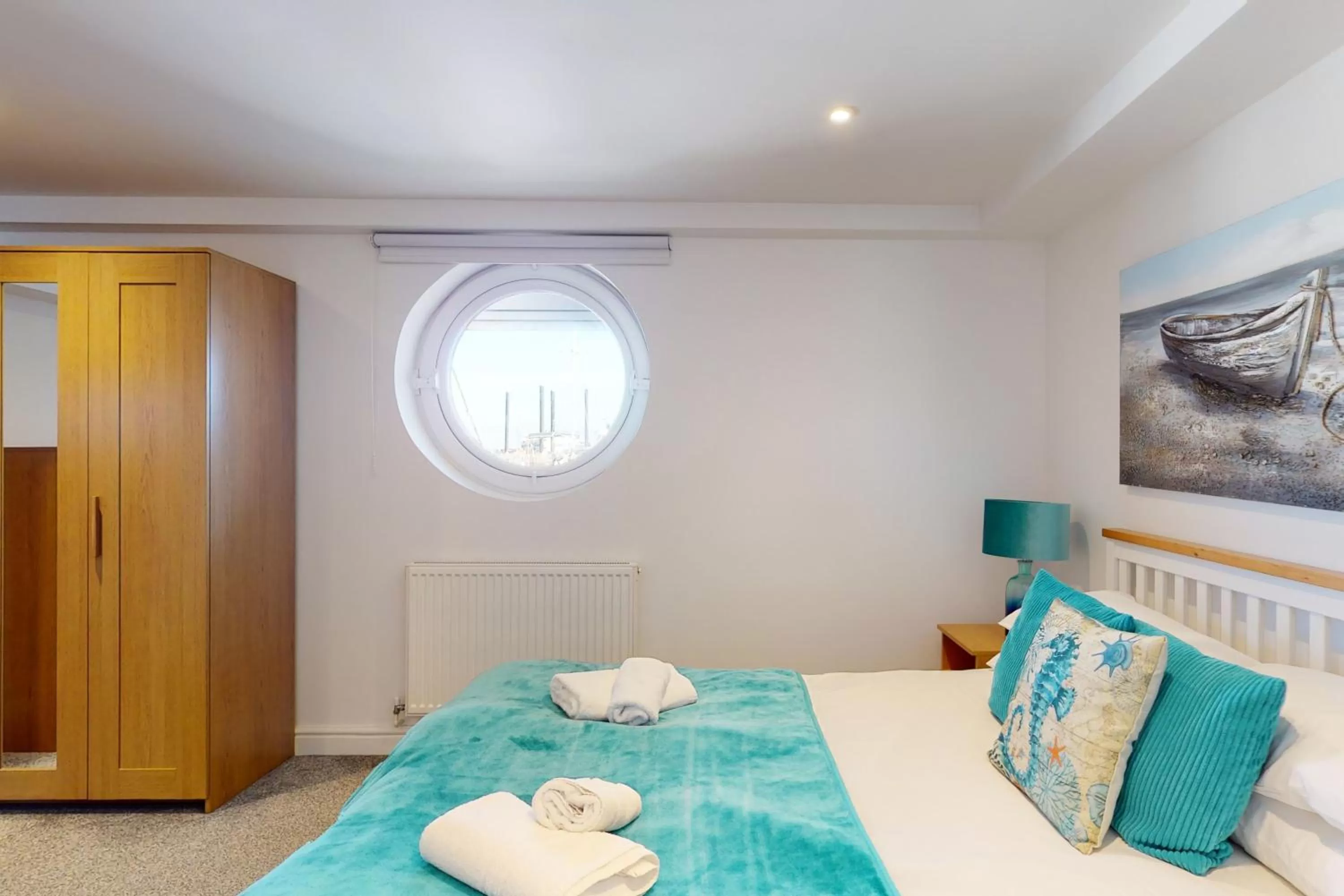 Bedroom, Bed in Crabbers' Wharf