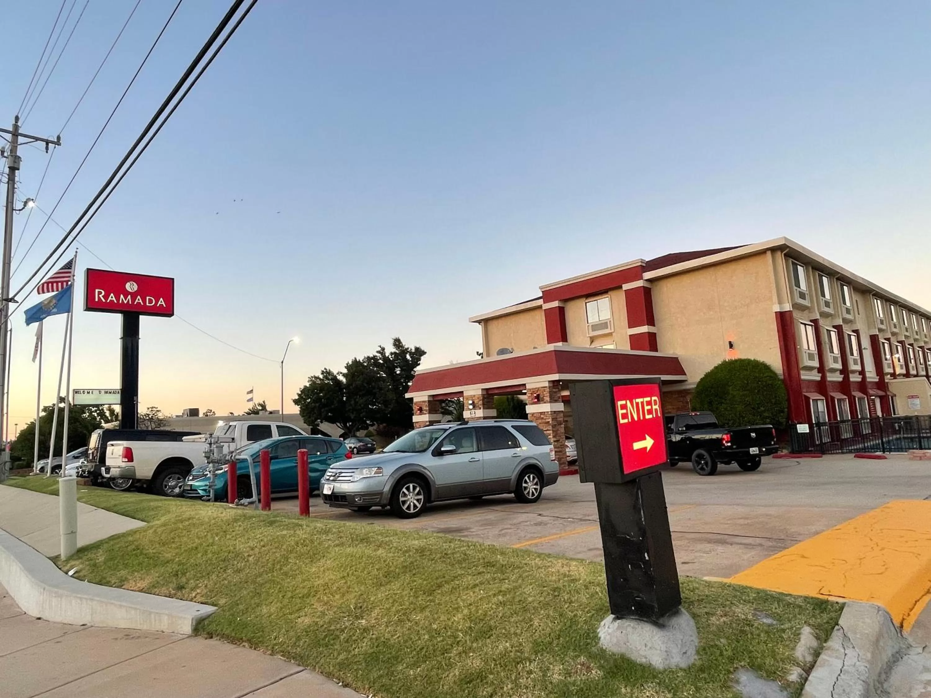 Property building in Ramada by Wyndham Oklahoma City Airport North