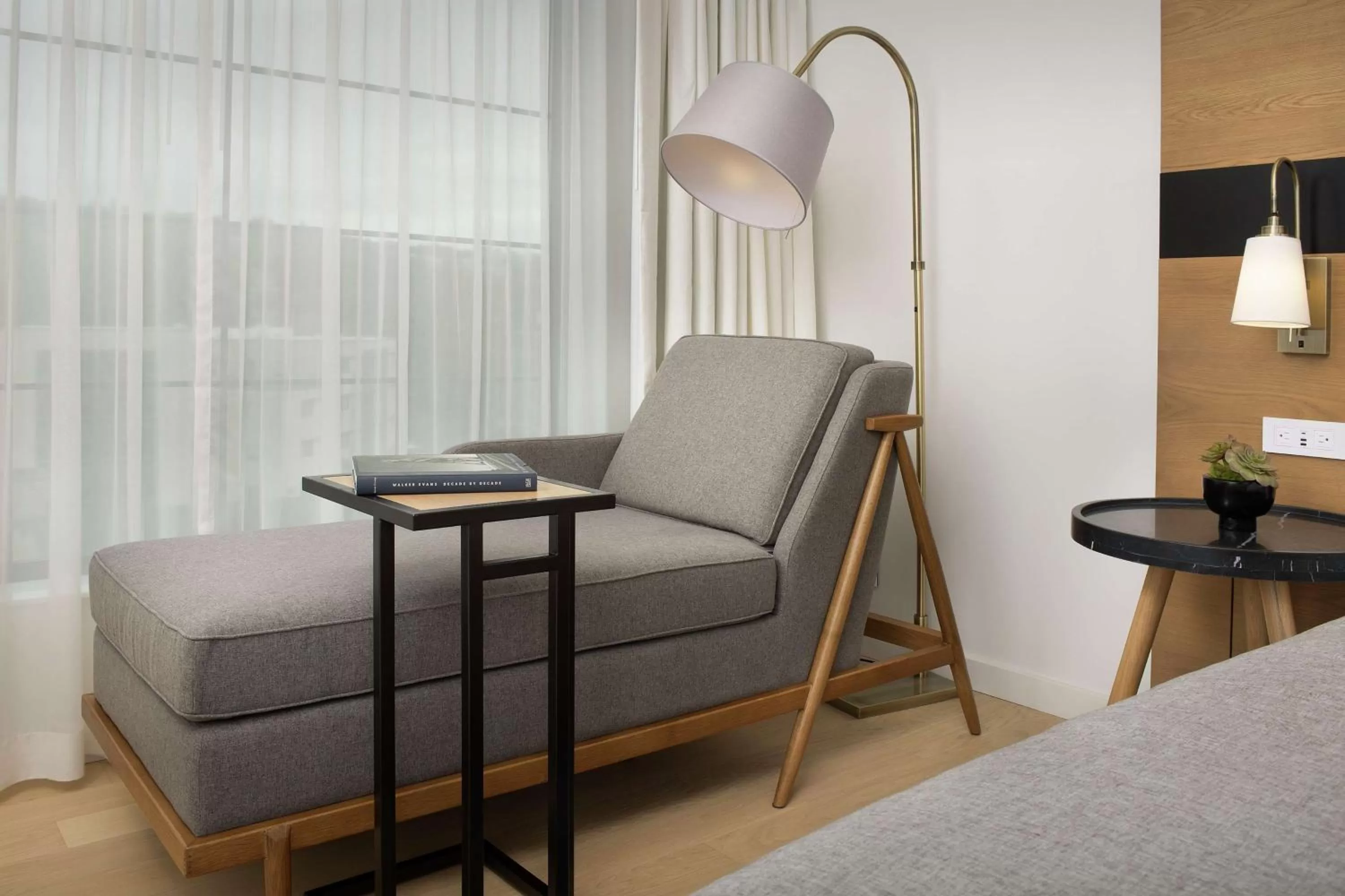 Living room, Bed in Canopy By Hilton Ithaca Downtown