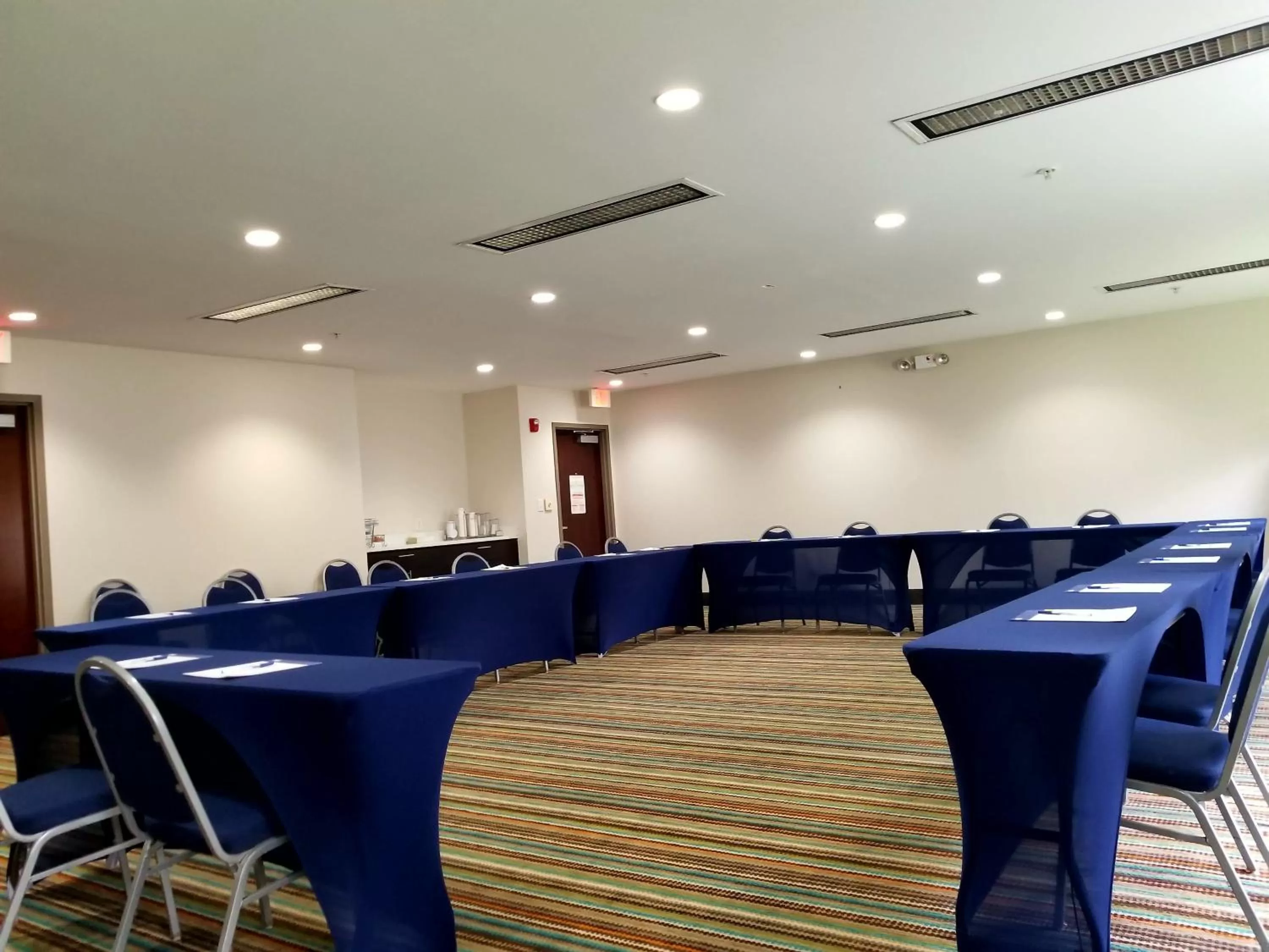 Meeting/conference room in Holiday Inn Express Hotel & Suites Mebane by IHG