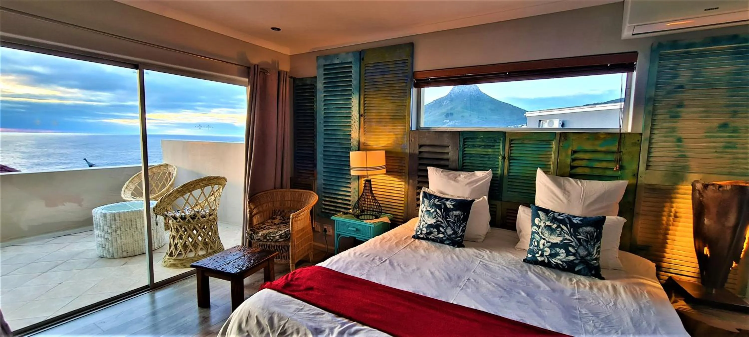 Suite with Sea View in African Groove Camps Bay