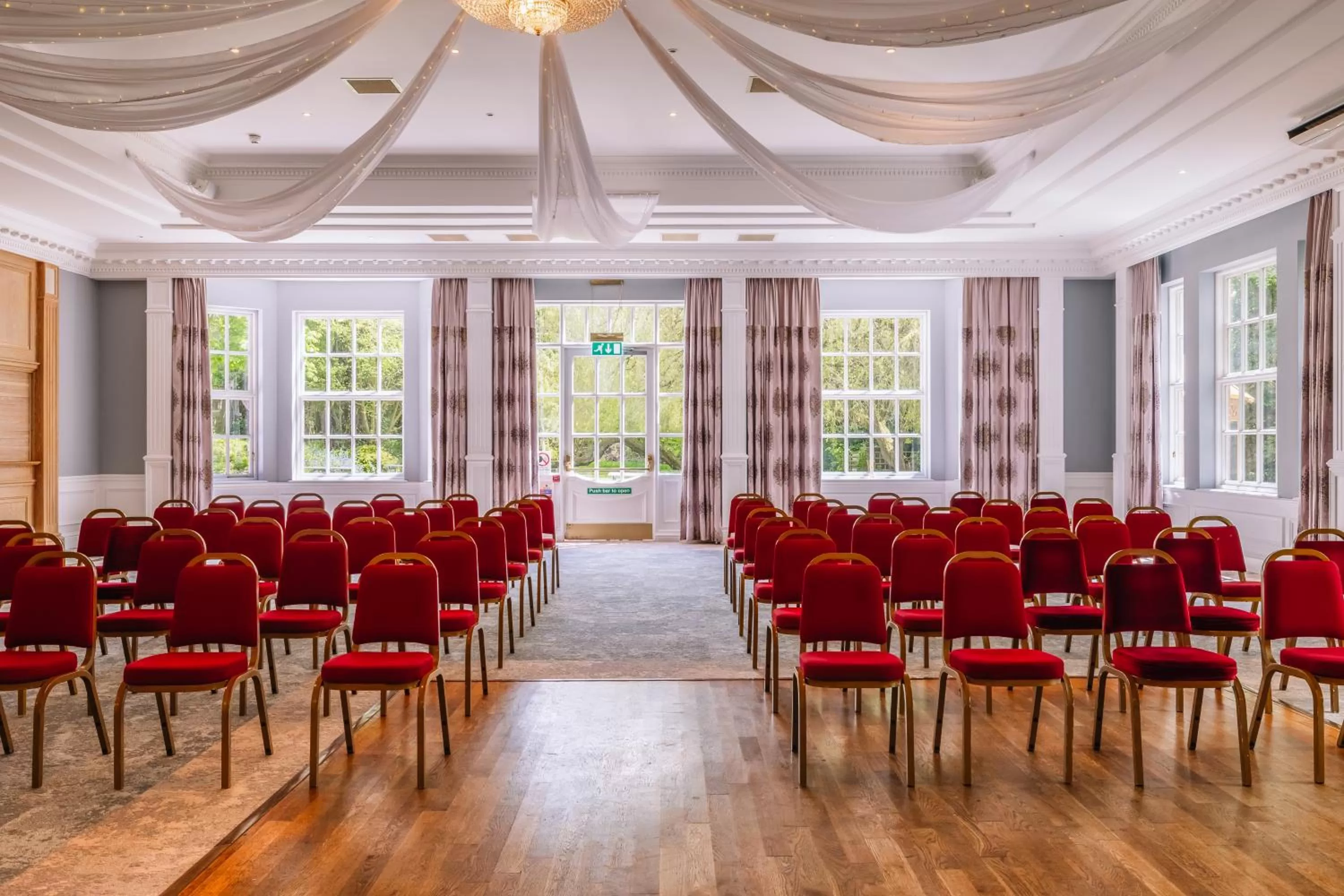 Meeting/conference room in Muthu Belstead Brook Hotel
