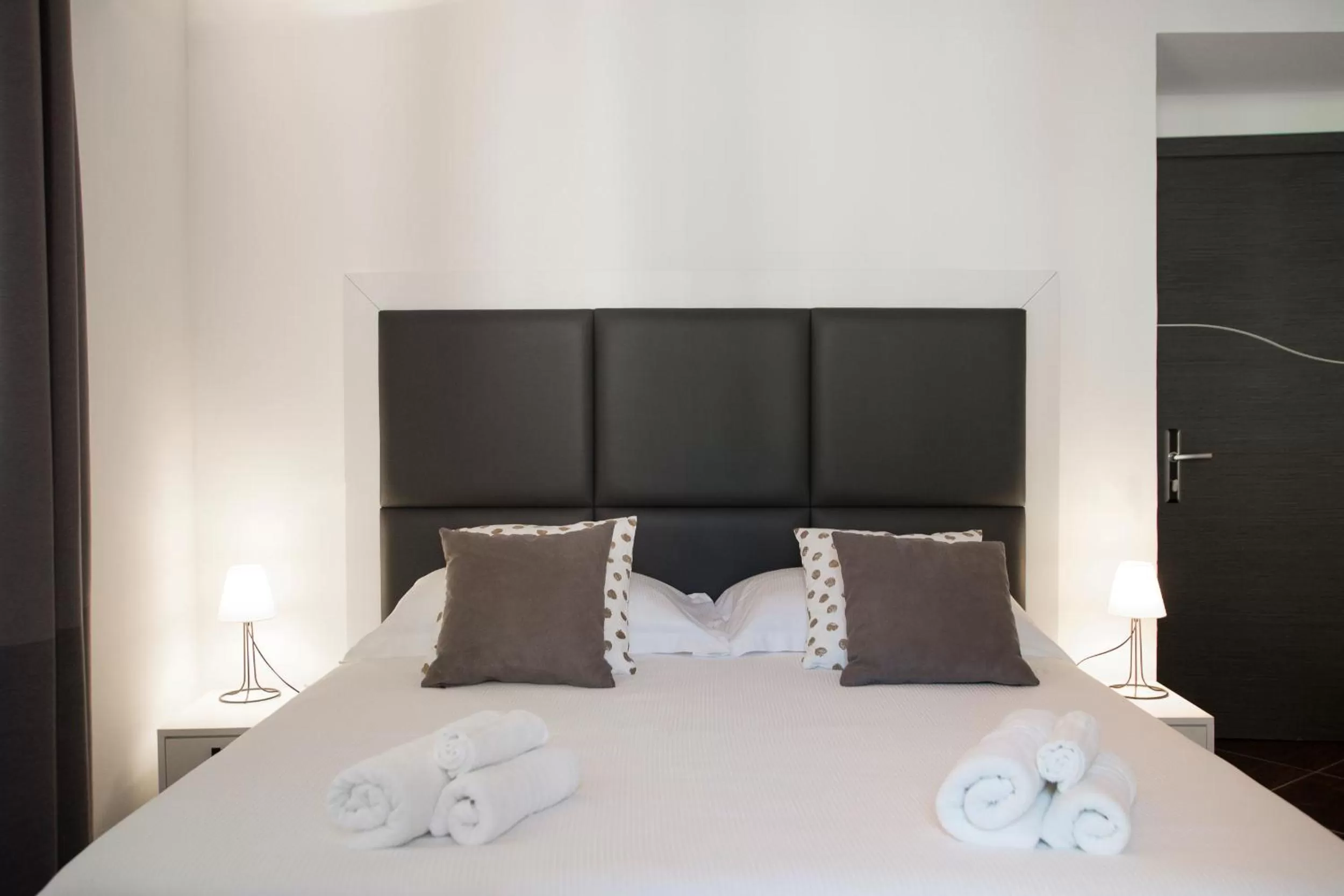 Bed in Interamnia Boutique Hotel