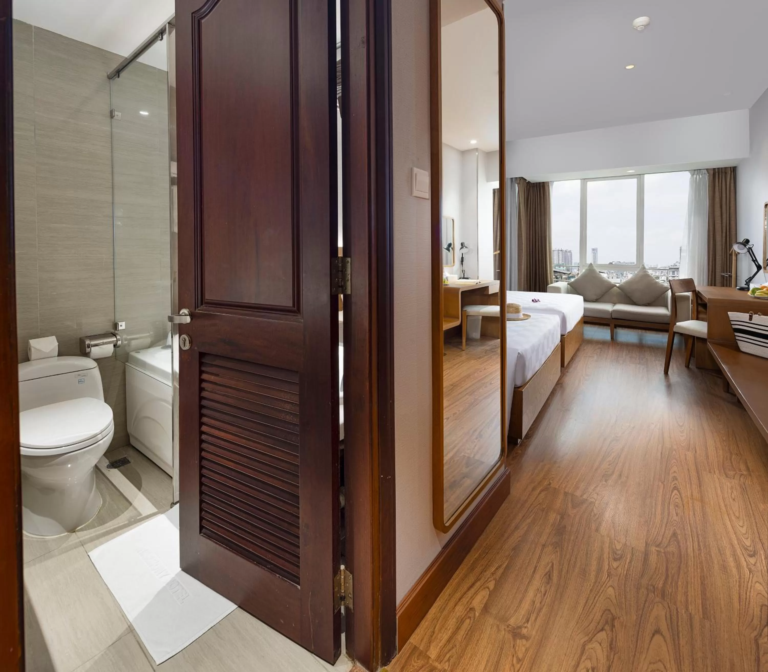 Bedroom, Bed in Harmony Saigon Hotel & Spa