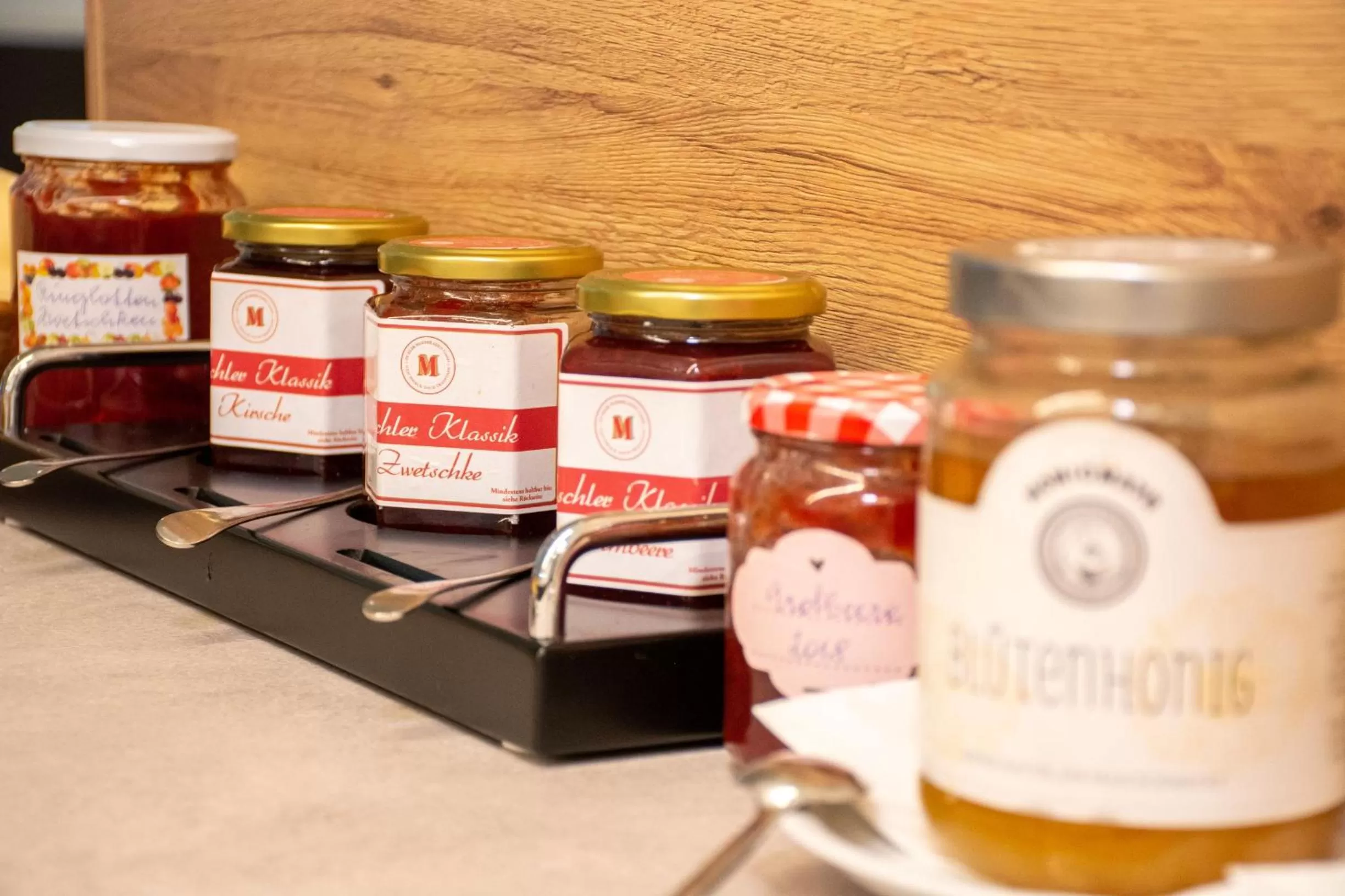 Breakfast in Landhotel Post Ebensee am Traunsee ***S