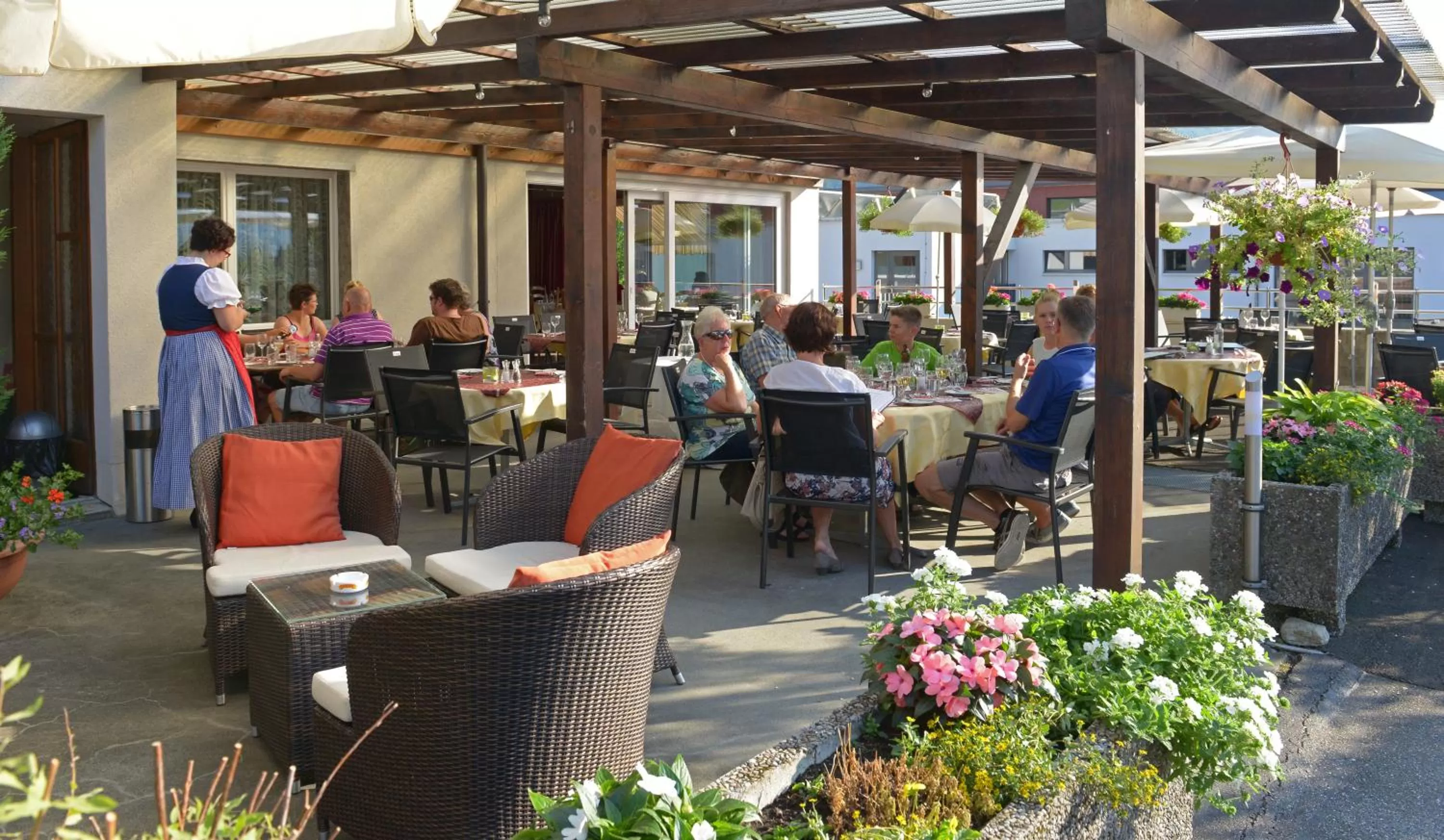 Restaurant/places to eat in Hotel Brienz