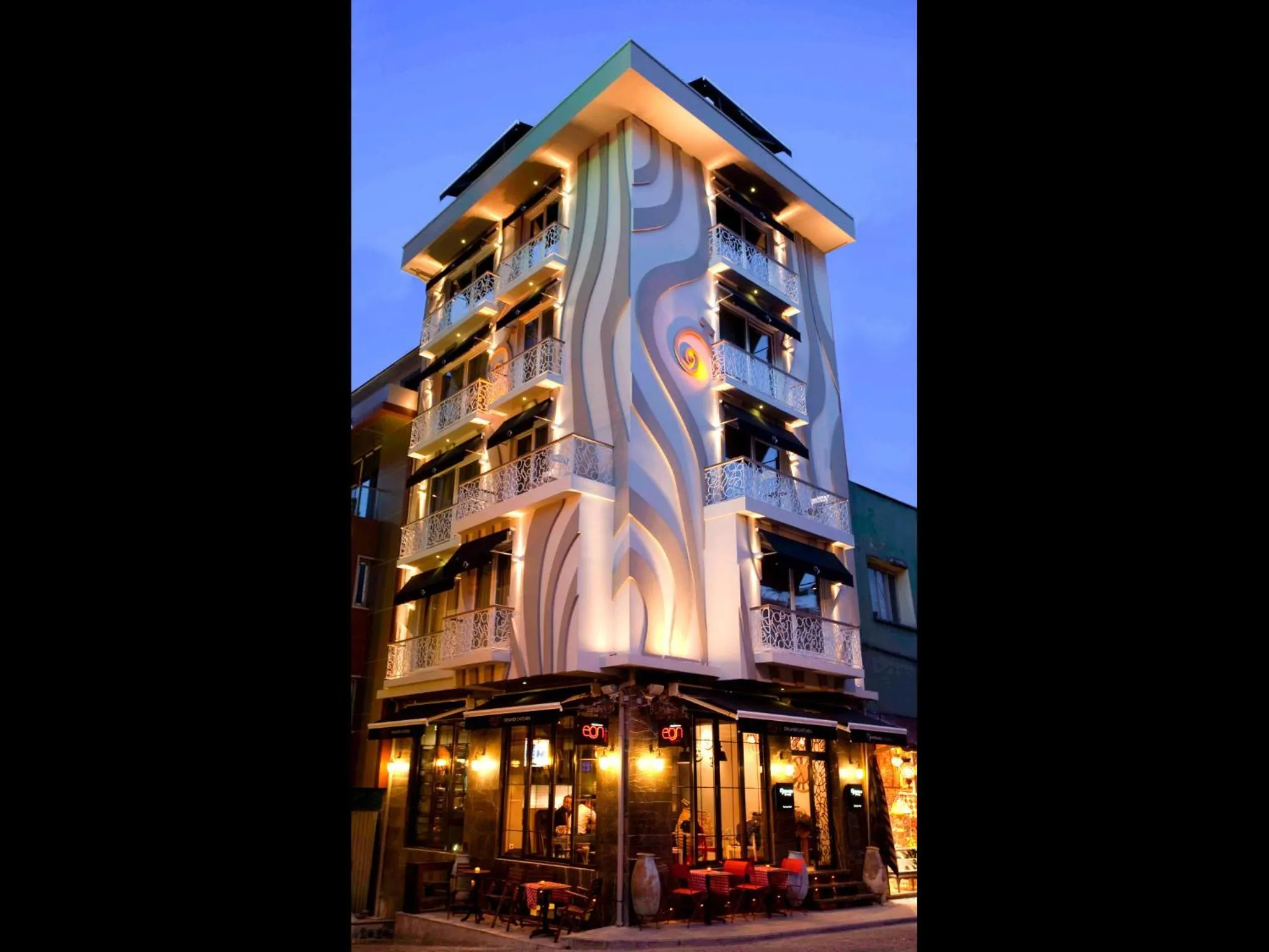 Facade/entrance in Hypnos Design Hotel