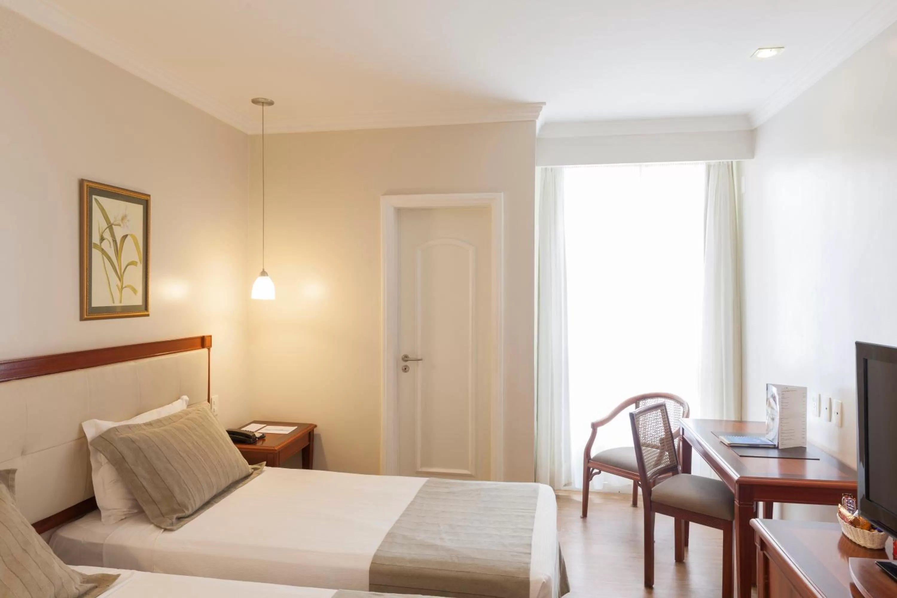 Photo of the whole room, Bed in Olinda Rio Hotel