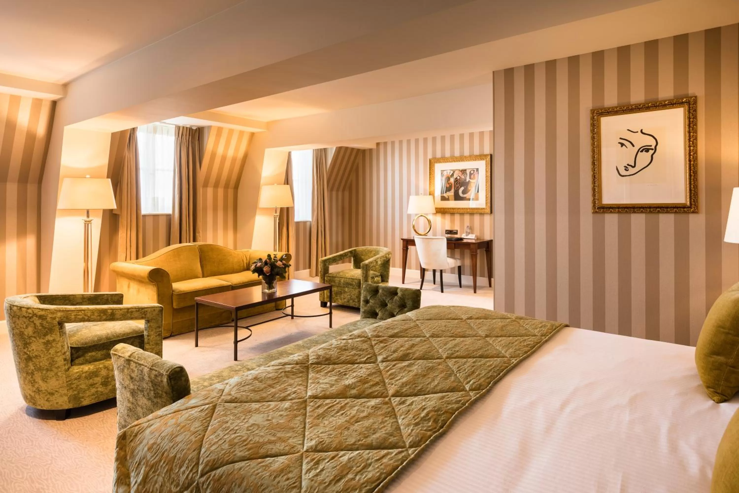 Bedroom, Bed in Dukes' Palace Brugge - by Dukes' Hotel Collection