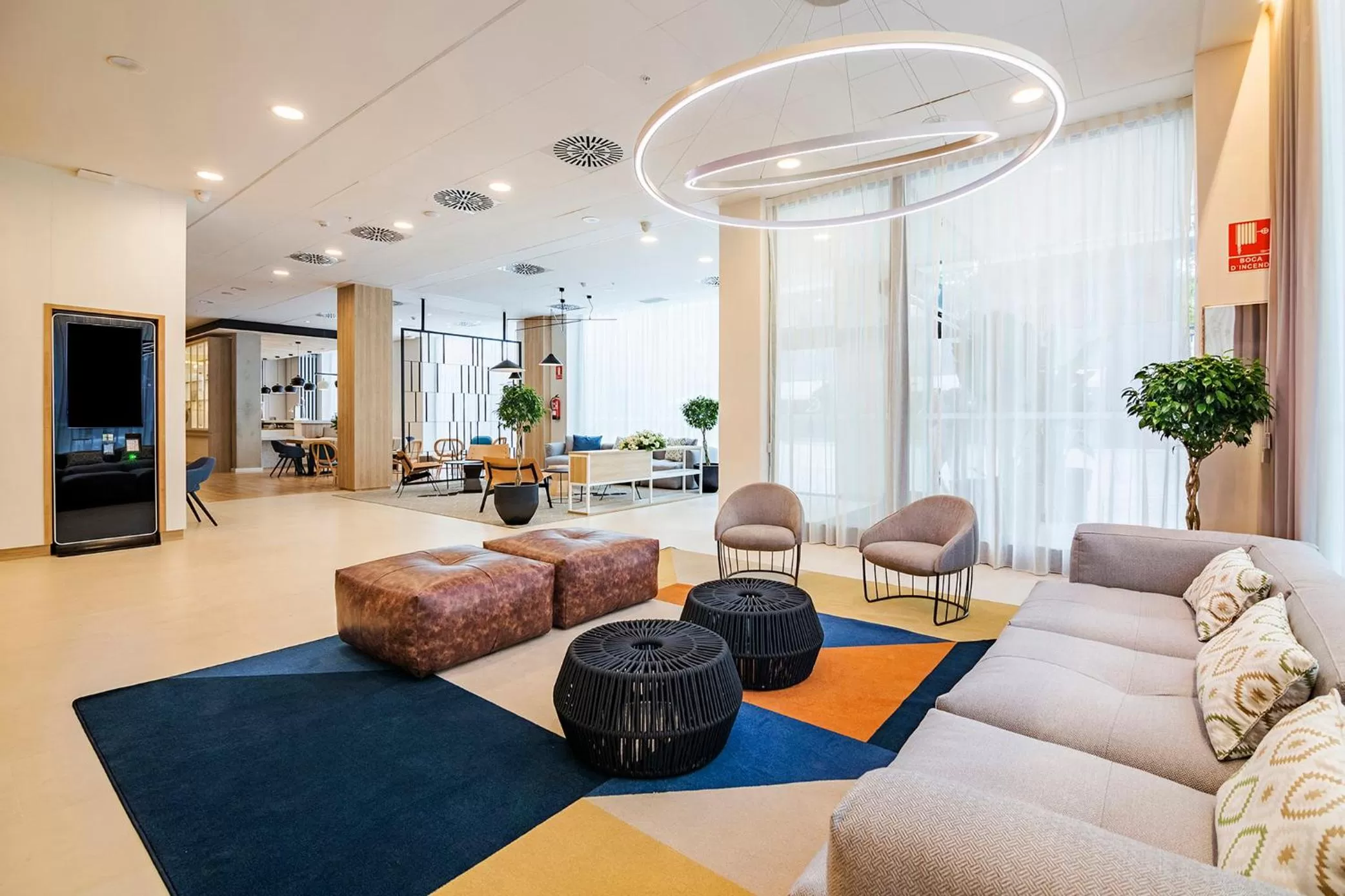 Living room in Golden Hotel Barcelona