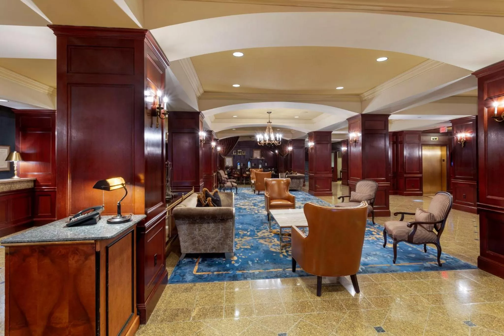 Lobby or reception in Omni New Haven Hotel at Yale