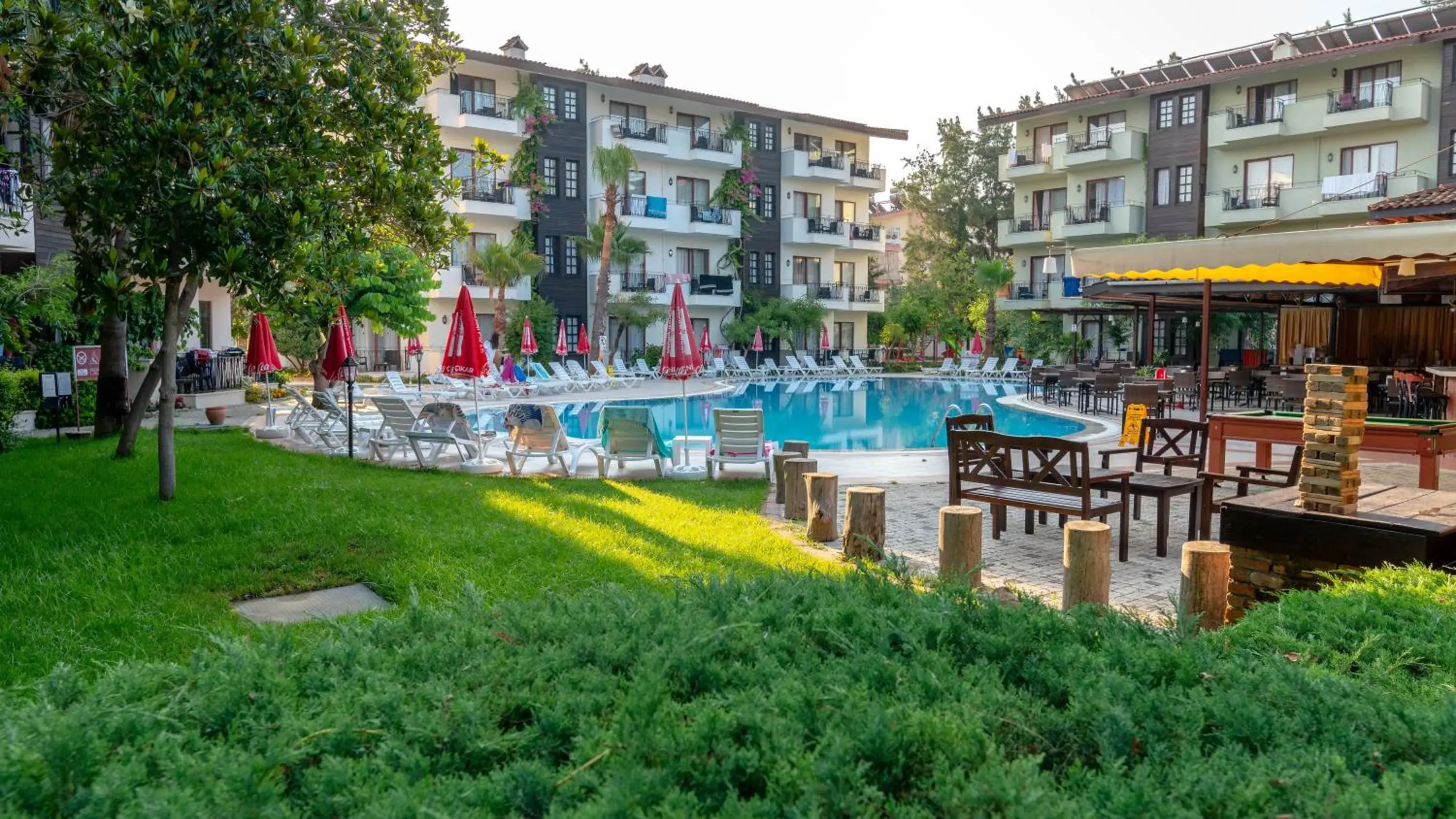 LEMAS SUITE HOTEL LEMAS SUITE HOTEL