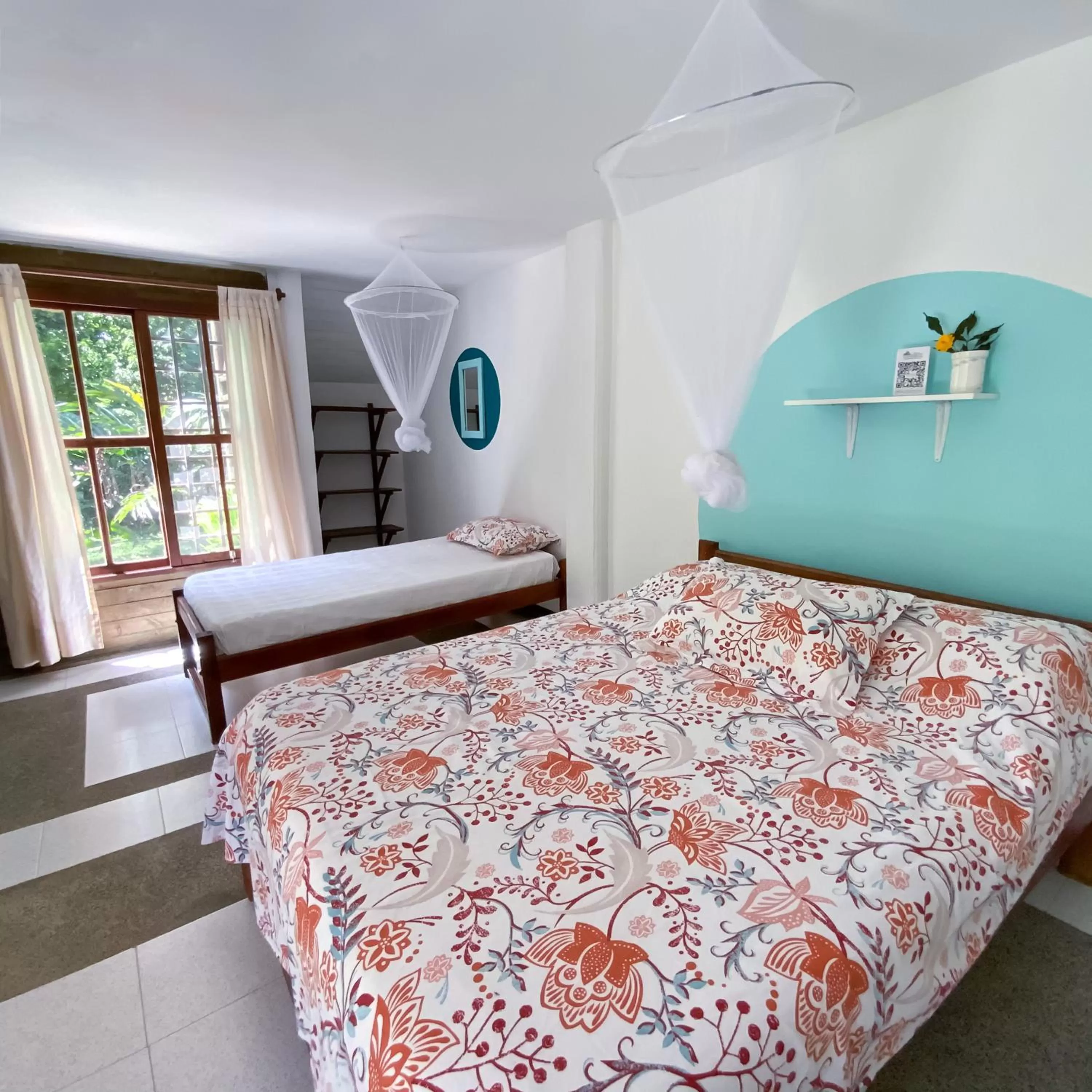 Los Robles Capurgana