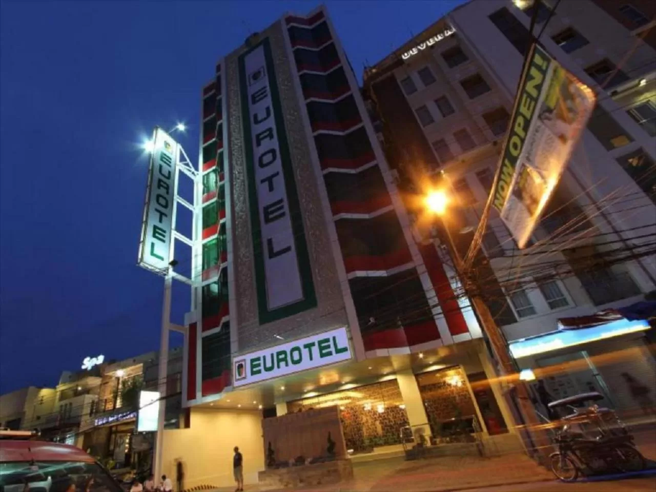 Property building in Eurotel Angeles