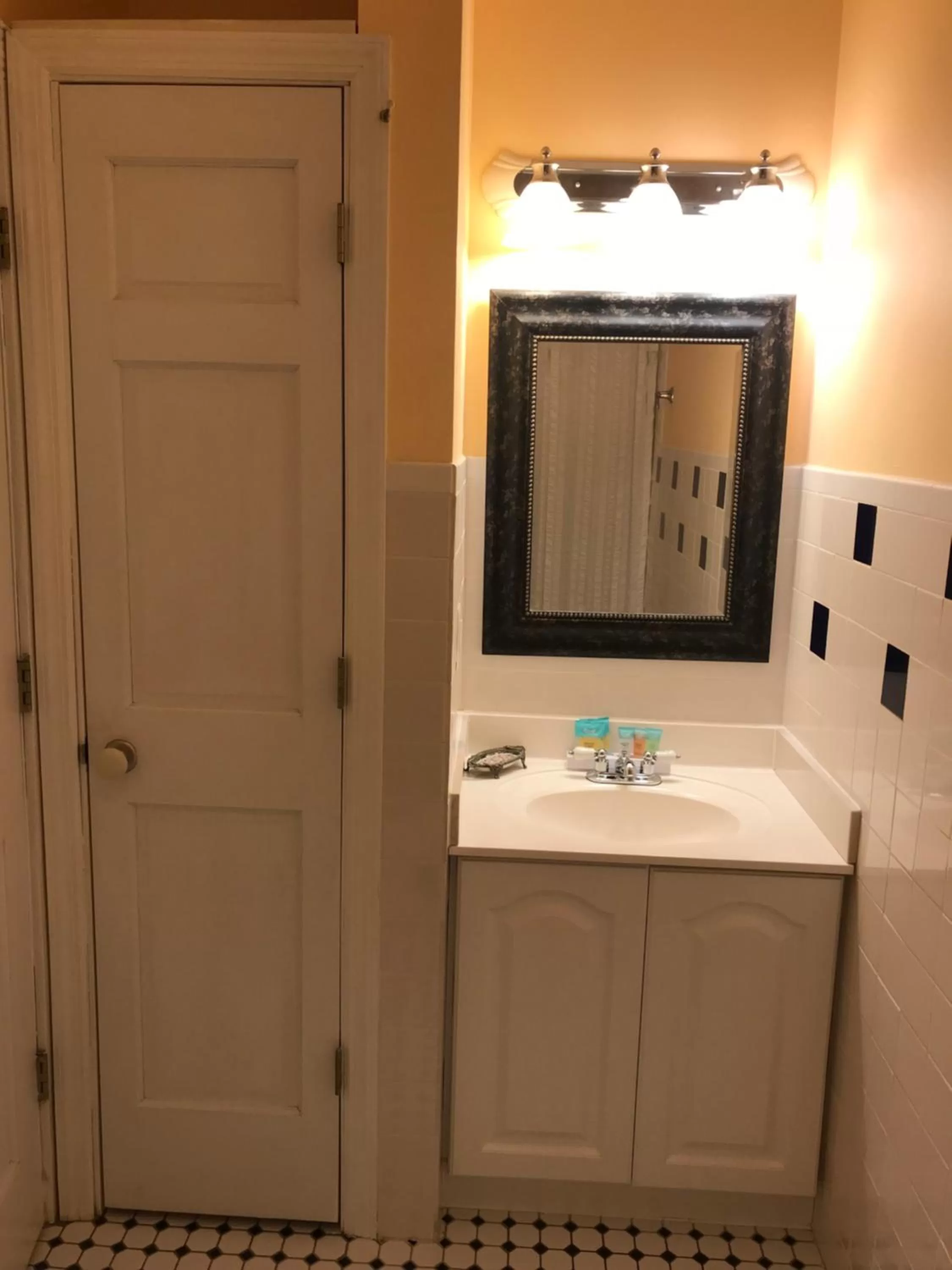 Toilet in Elaine's Cape May Boutique Hotel