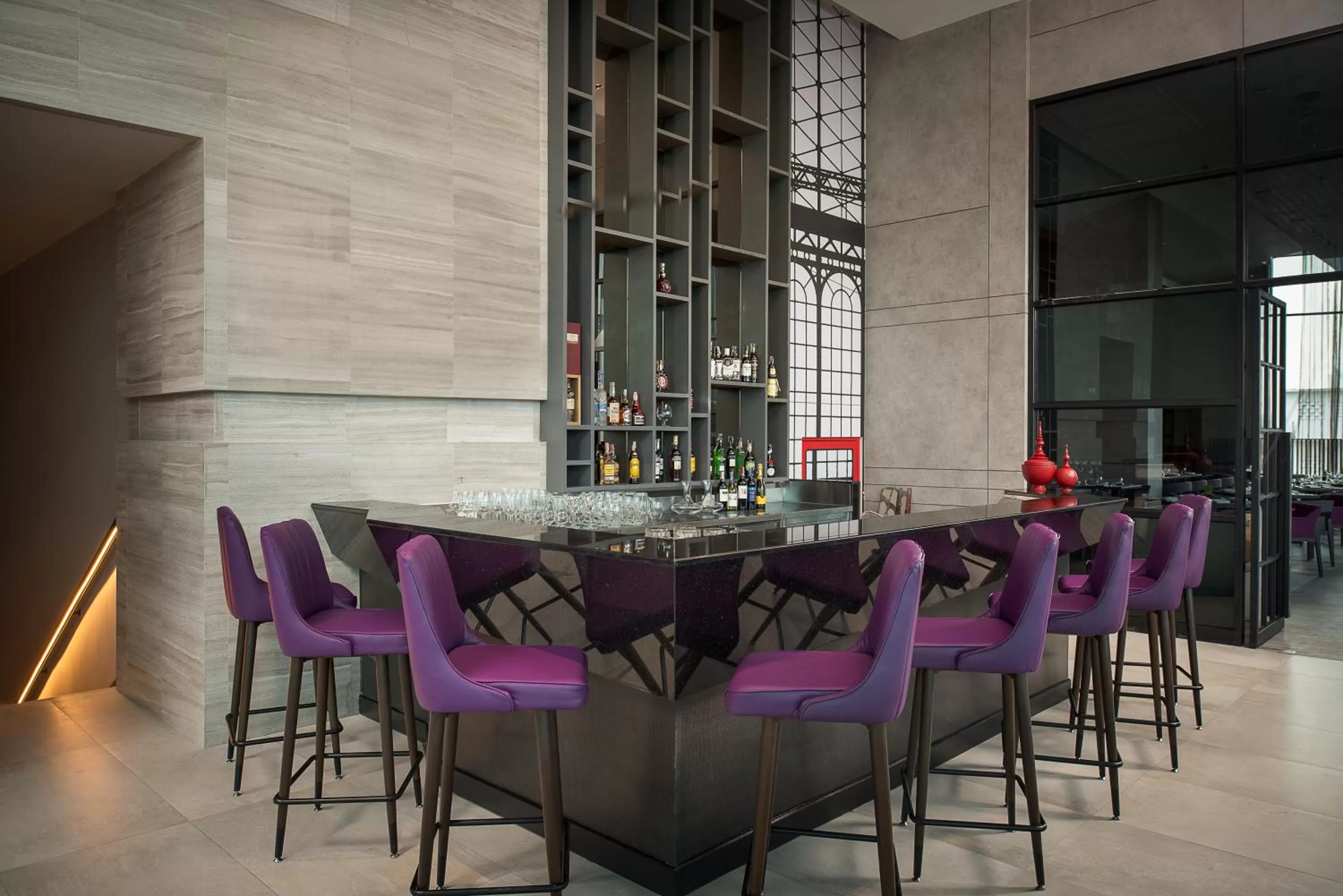 Lounge or bar in Mercure Bangkok Makkasan