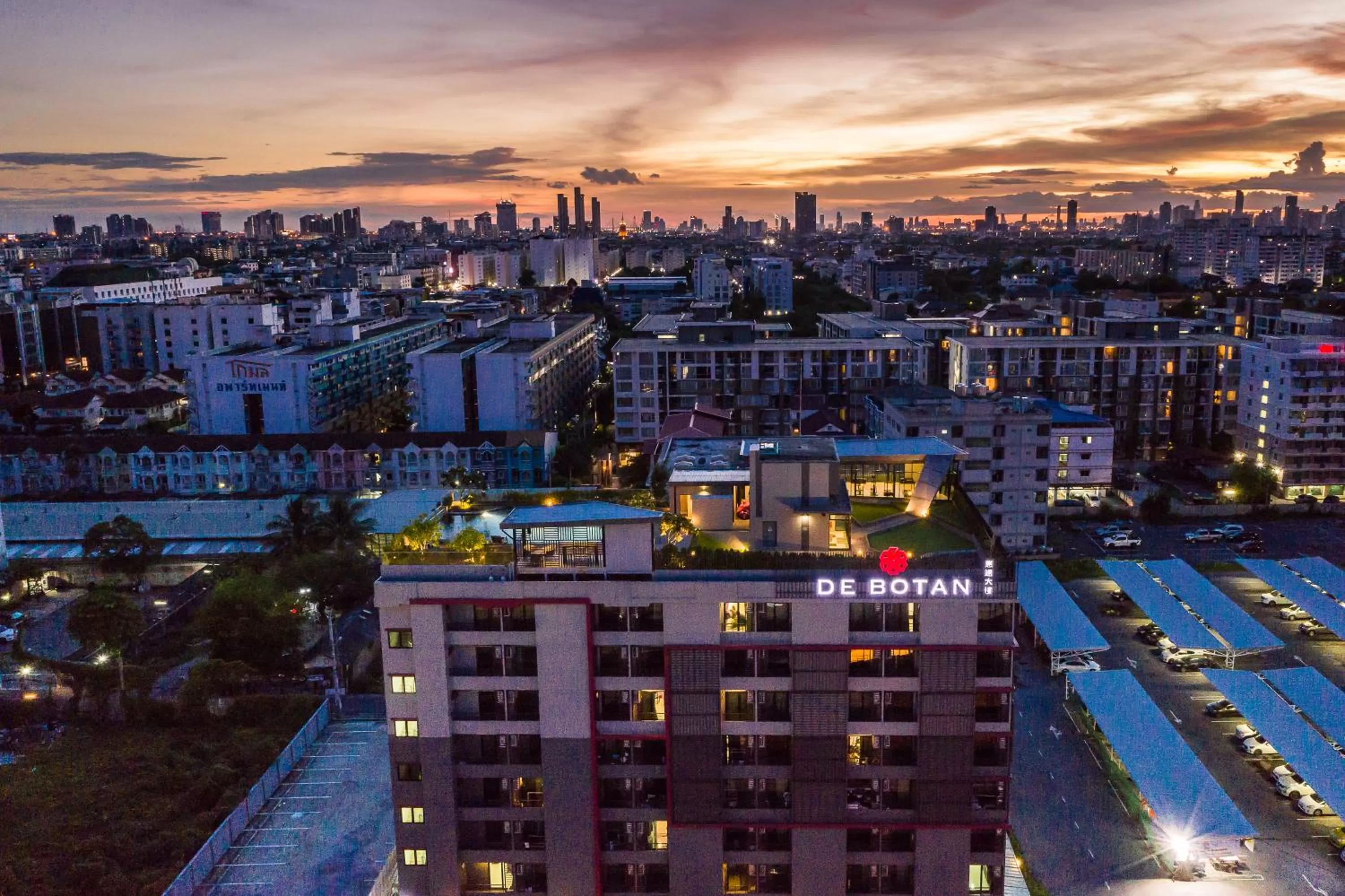 Bird's eye view in De Botan Srinakarin Hotel & Residence