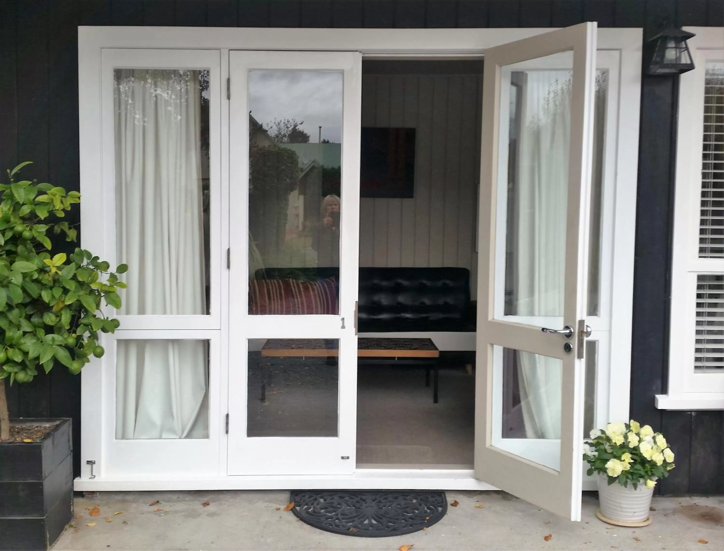 Balcony/Terrace in The Lake Motel