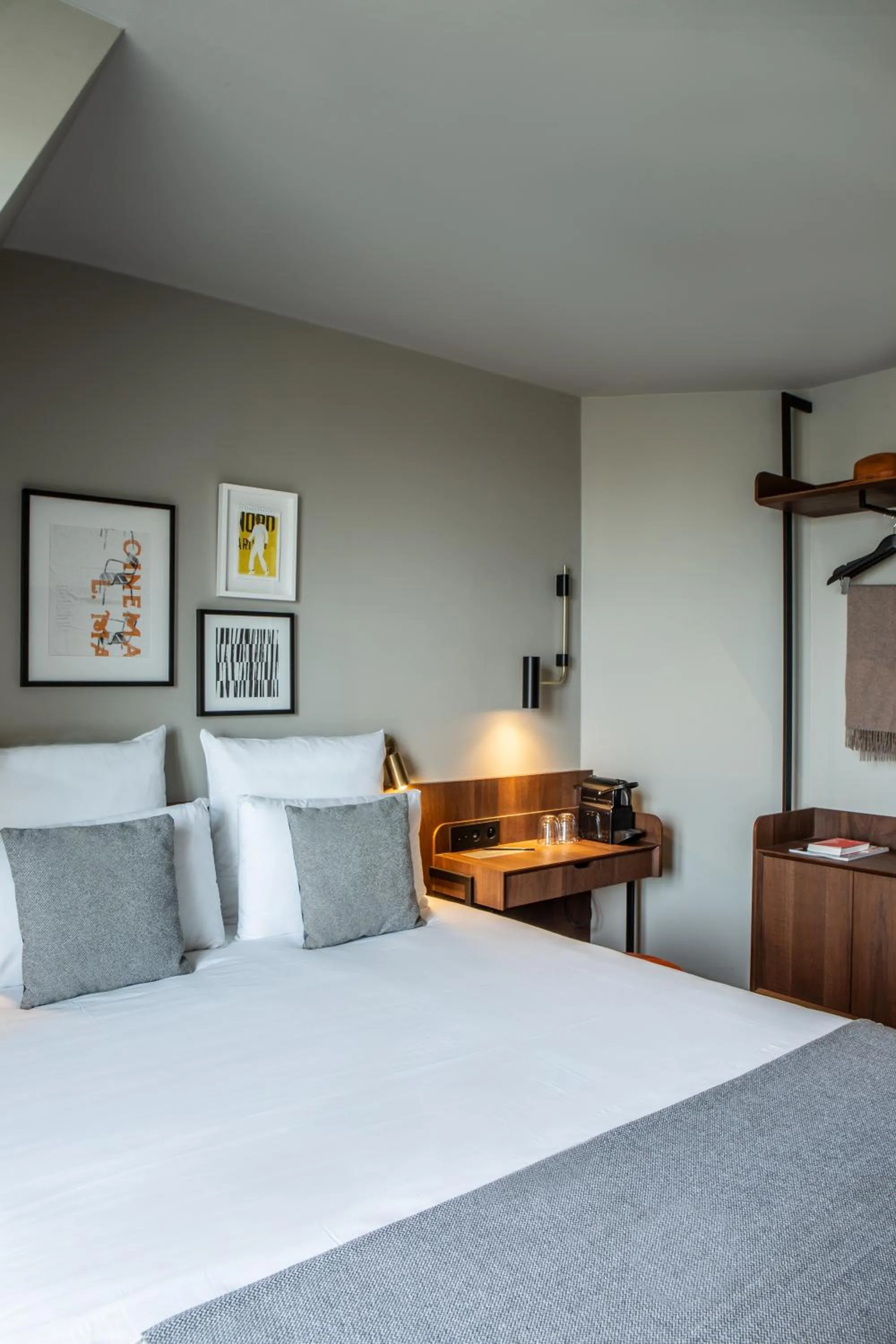 Bed in Hotel Flanelles Paris