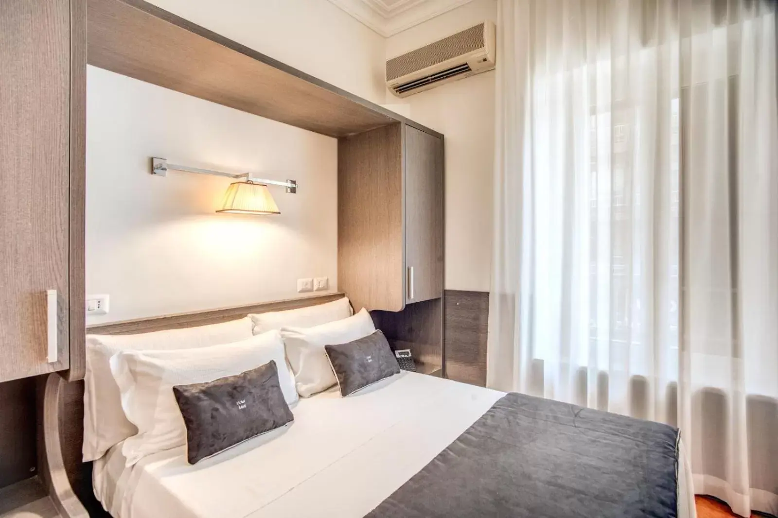 Economy Double Room in Hotel Mirti Economy Double Room in Hotel Mirti