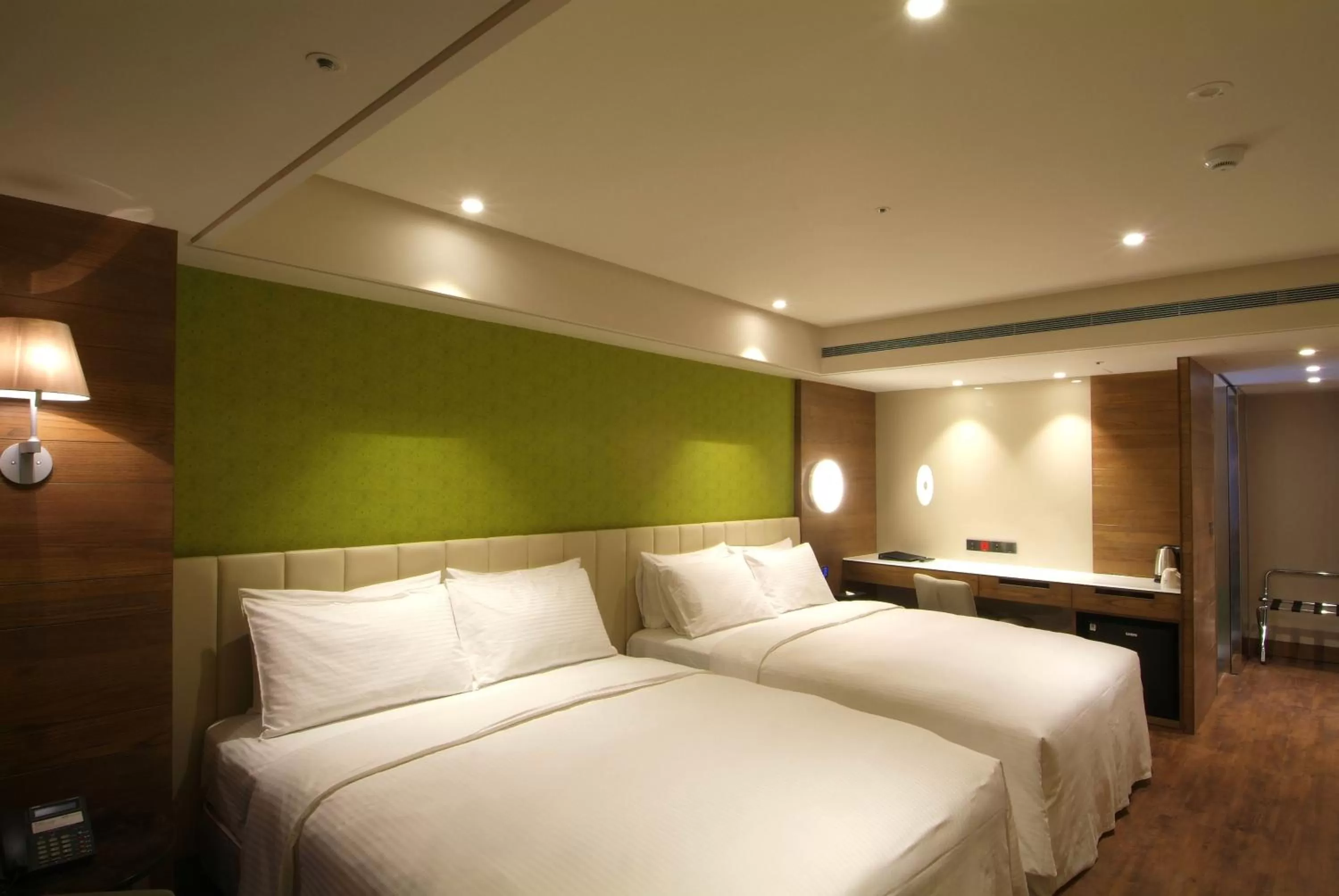 Photo of the whole room, Bed in The Cloud Hotel