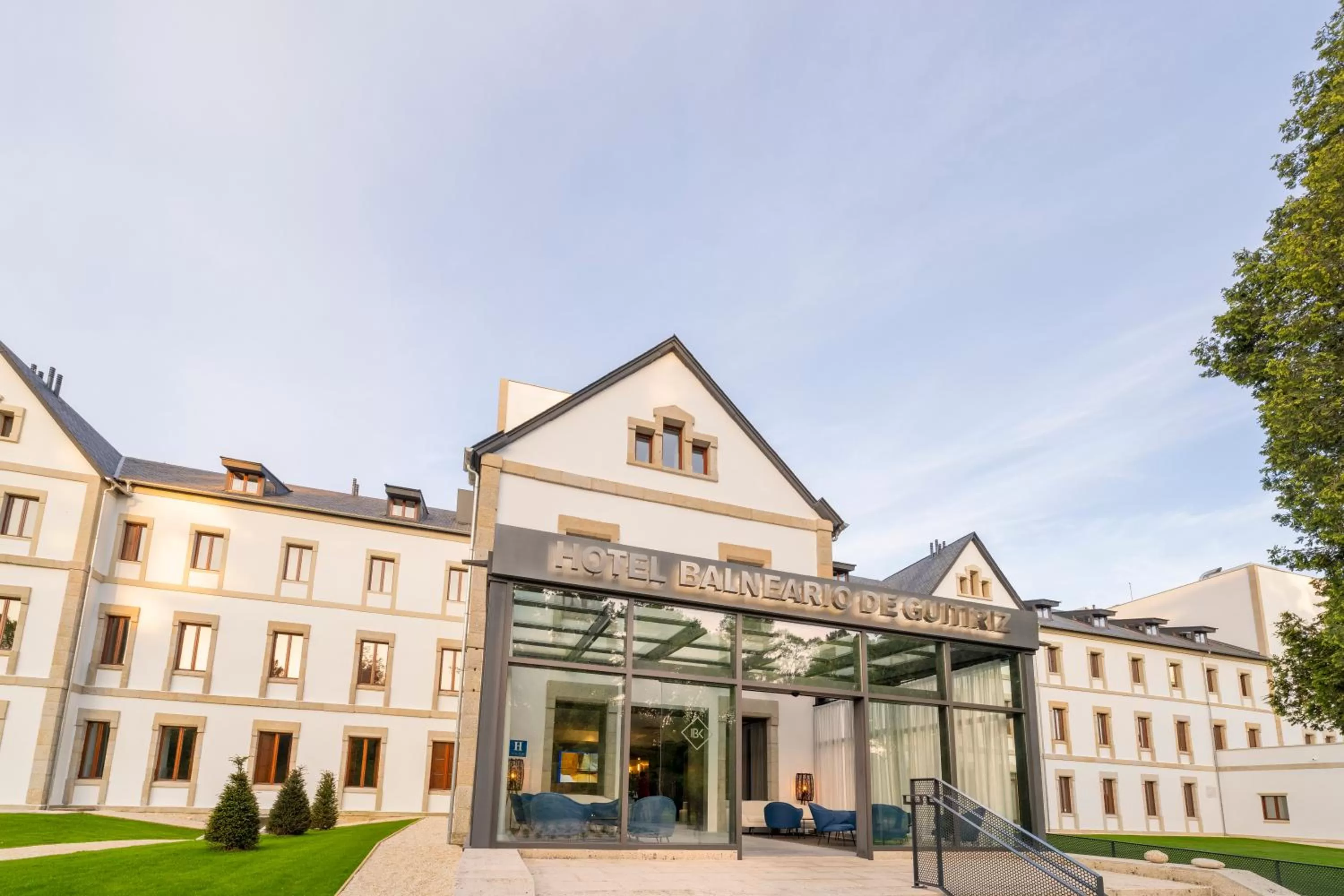 Property building in Iberik Gran Balneario de Guitiriz