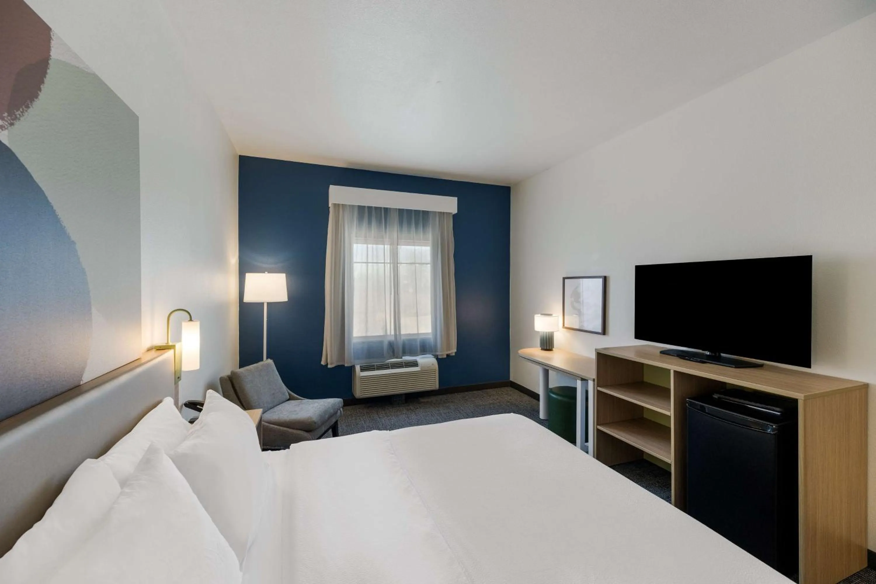 Bed in Spark by Hilton Midland South