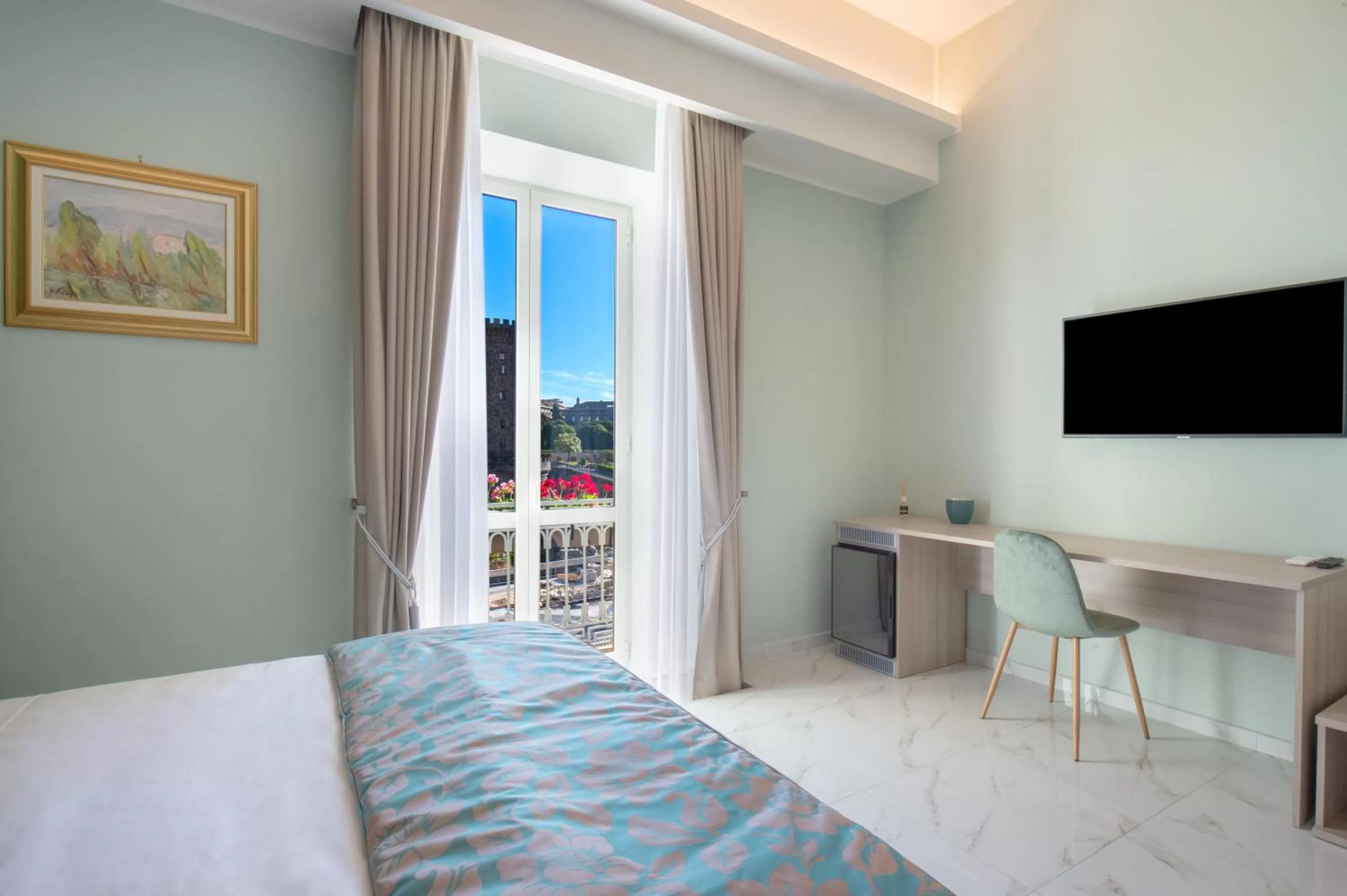 Nearby landmark, Bed in MAIN - Municipio